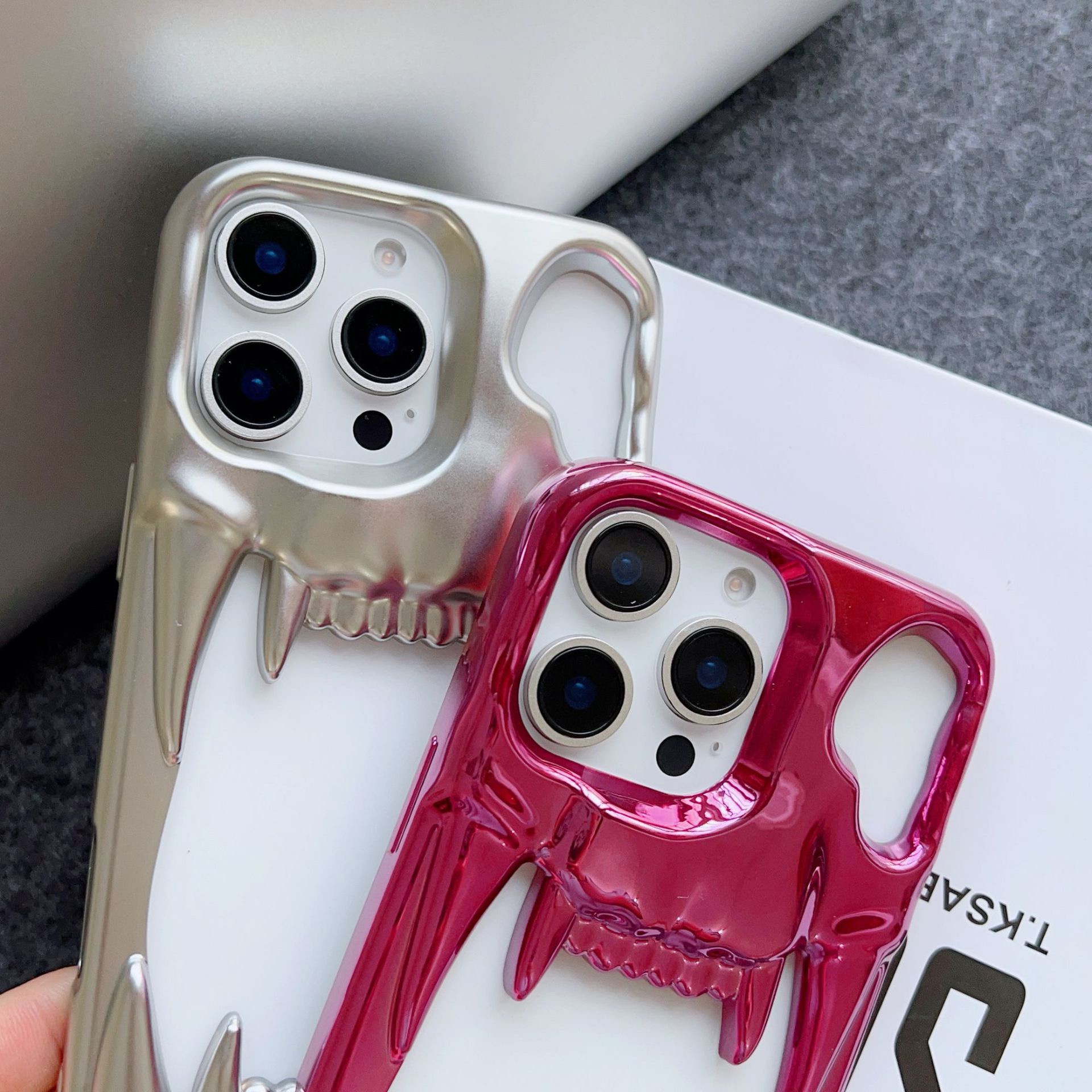 Cool Hollow Skull Tiger Tooth Shape Mobile Phone Case