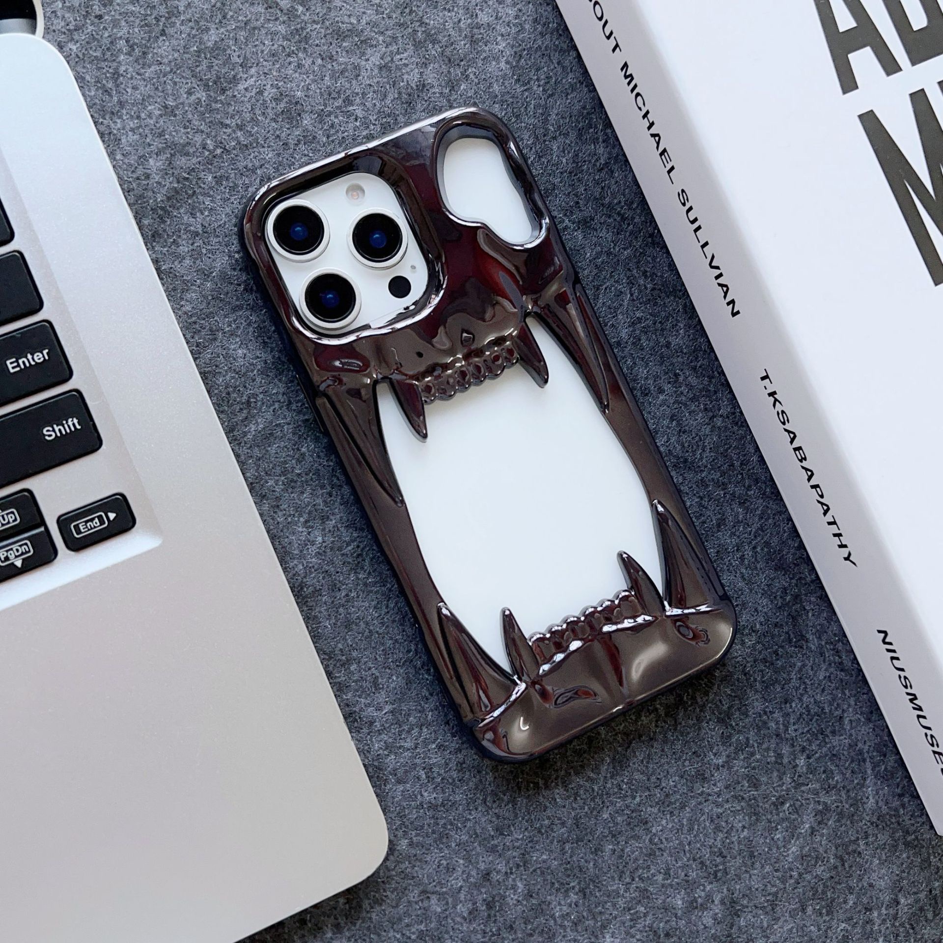 Cool Hollow Skull Tiger Tooth Shape Mobile Phone Case