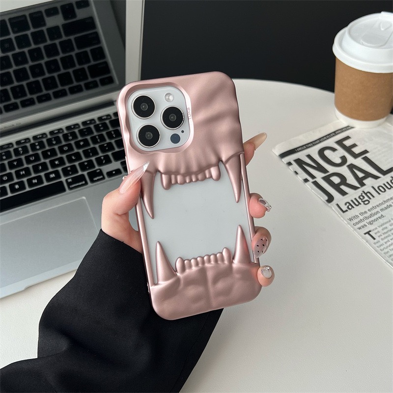 2025 New Cool Hollow Skull Tiger Tooth Shape Mobile Phone Case