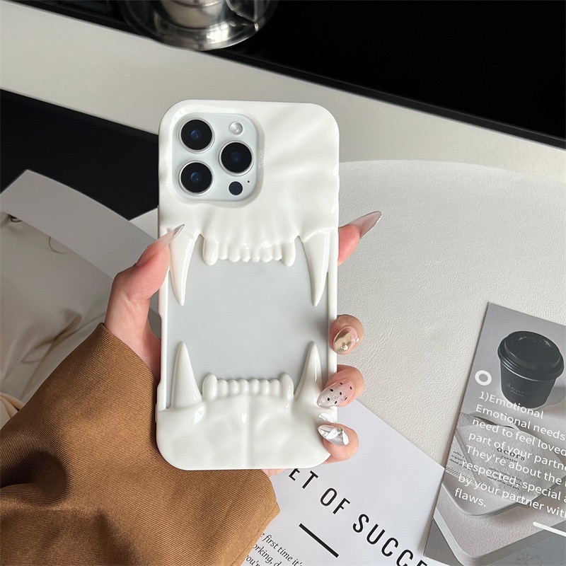 2025 New Cool Hollow Skull Tiger Tooth Shape Mobile Phone Case