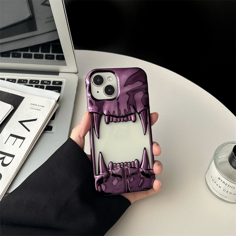 2025 New Cool Hollow Skull Tiger Tooth Shape Mobile Phone Case