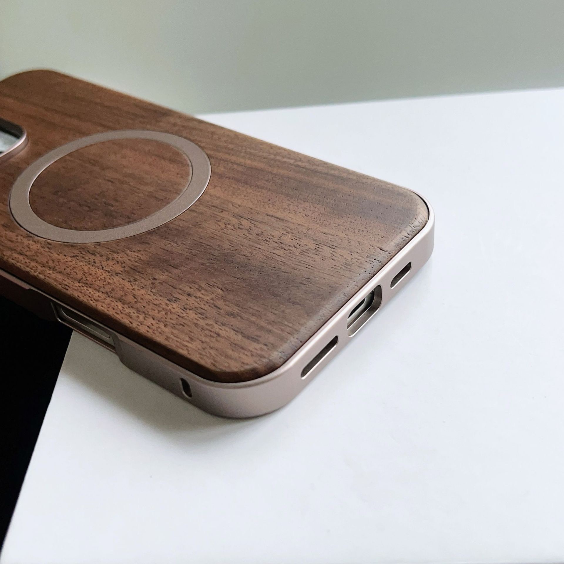 Walnut Metal Snap Frame Magnetic Phone Case
