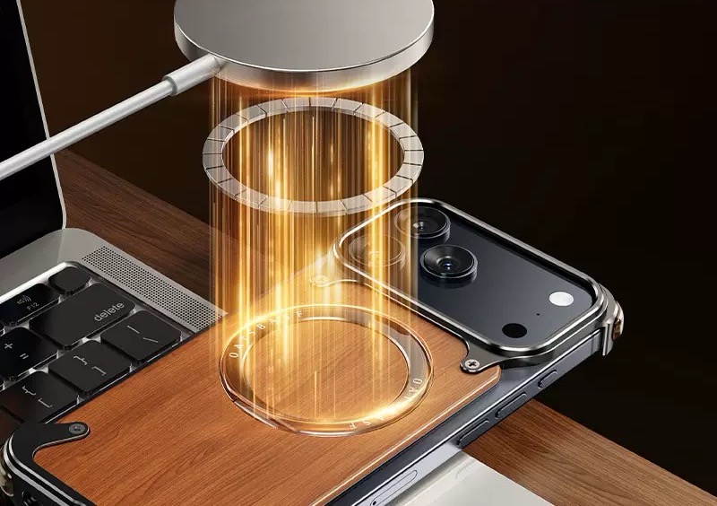 Designed Magnetic Walnut Metal Phone Case