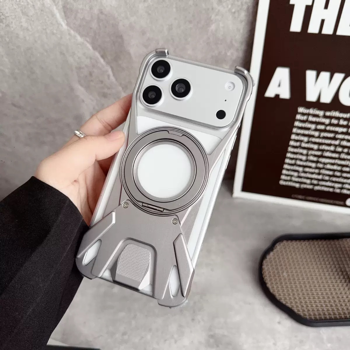 Metal Armor Sports Car Magnetic Rotating Phone Case