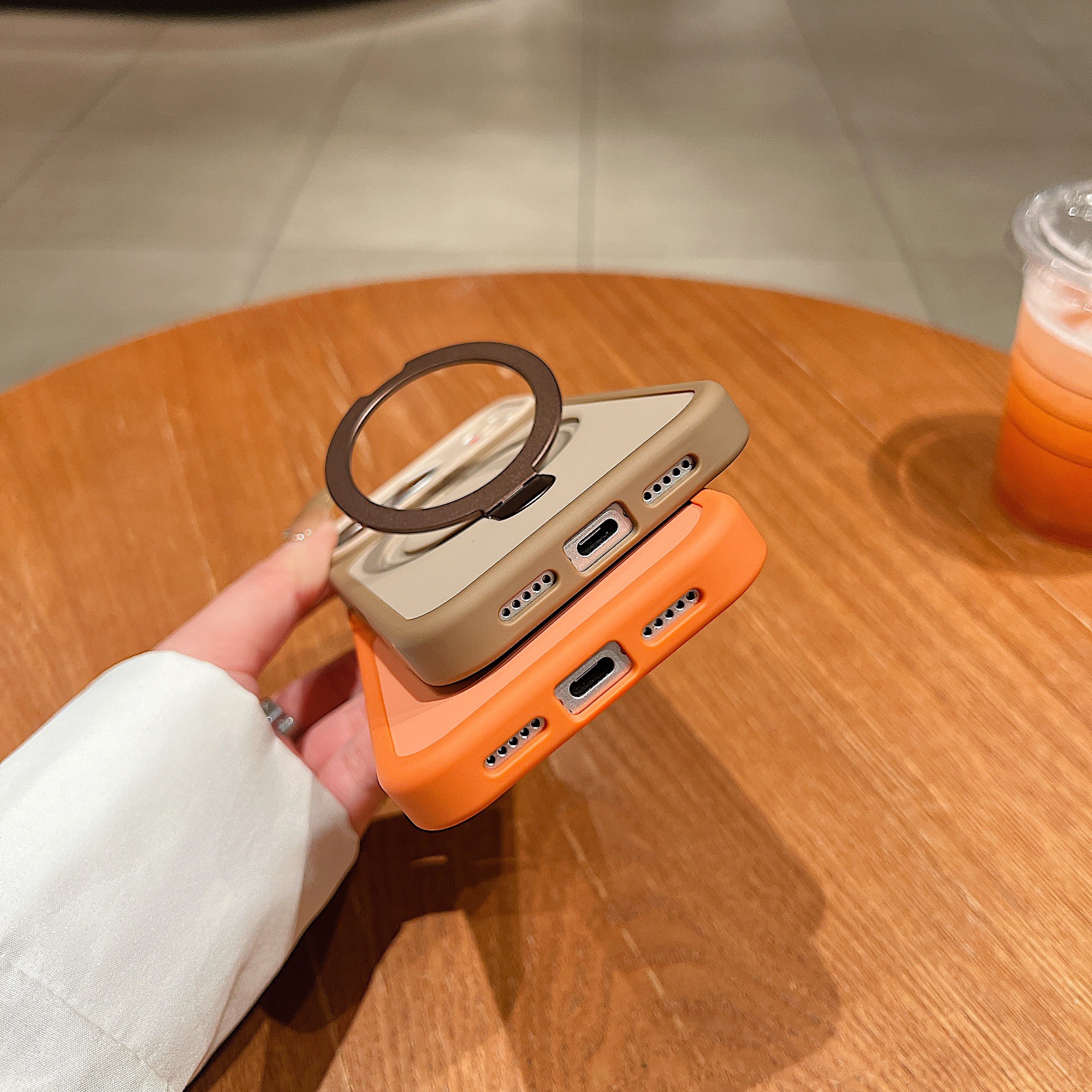 Mecha-style lens frame magnetic phone case