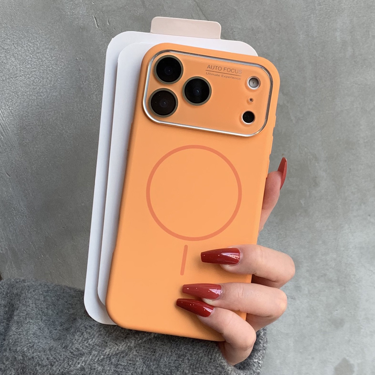 Large-view window anti-drop liquid silicone magnetic phone case