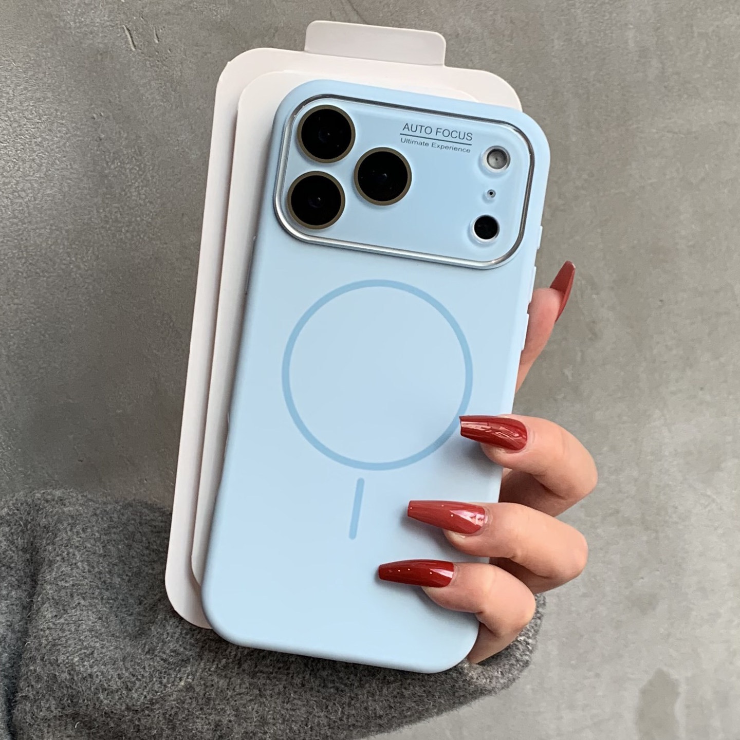 Large-view window anti-drop liquid silicone magnetic phone case