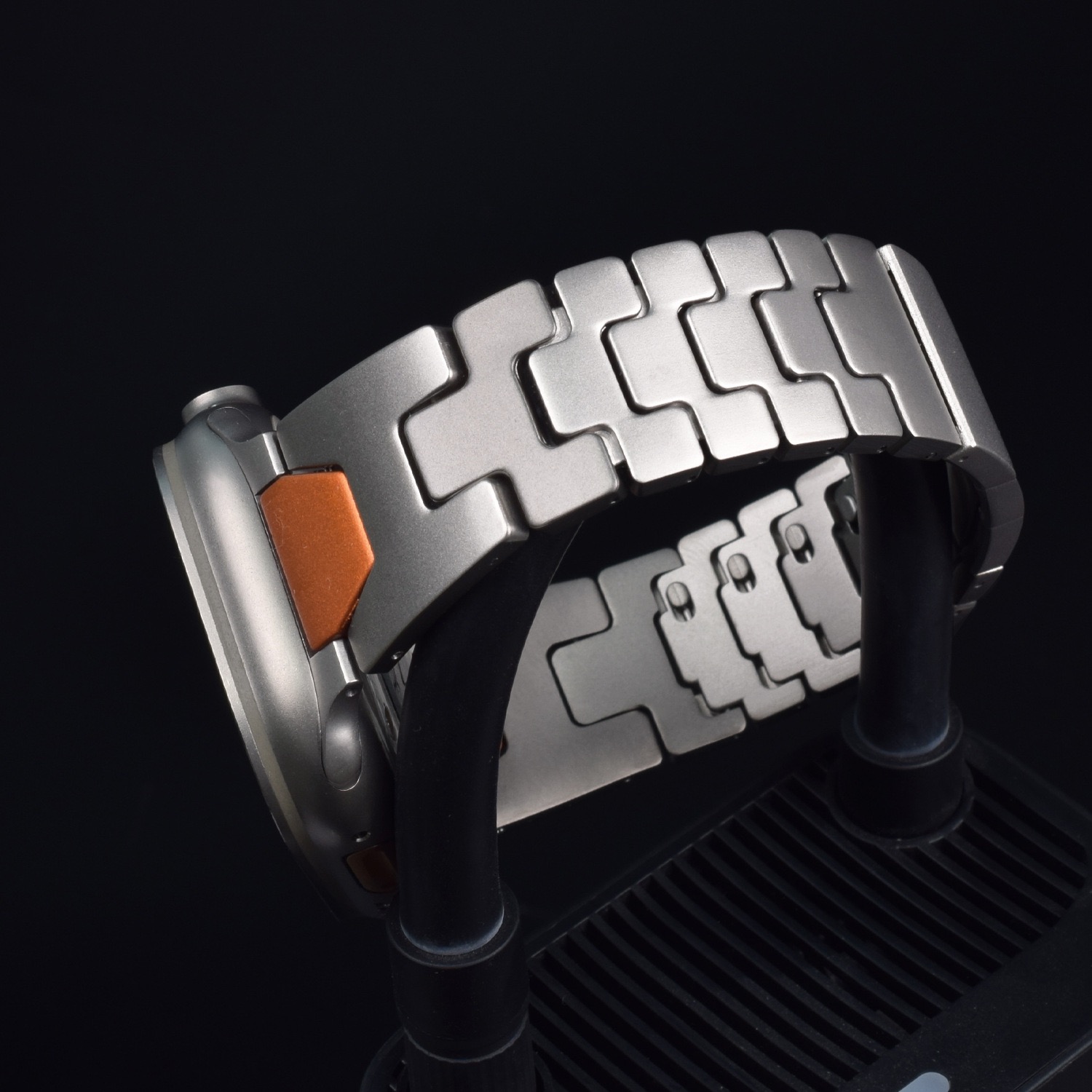 MGD H-shaped Compatible with Apple Watch bands 42/46/44/45/49mm New Magnetic Stainless Steel for iWatch Series 11 10 9 8 7 6 5 4 SE/Ultra 3-MGD CASE