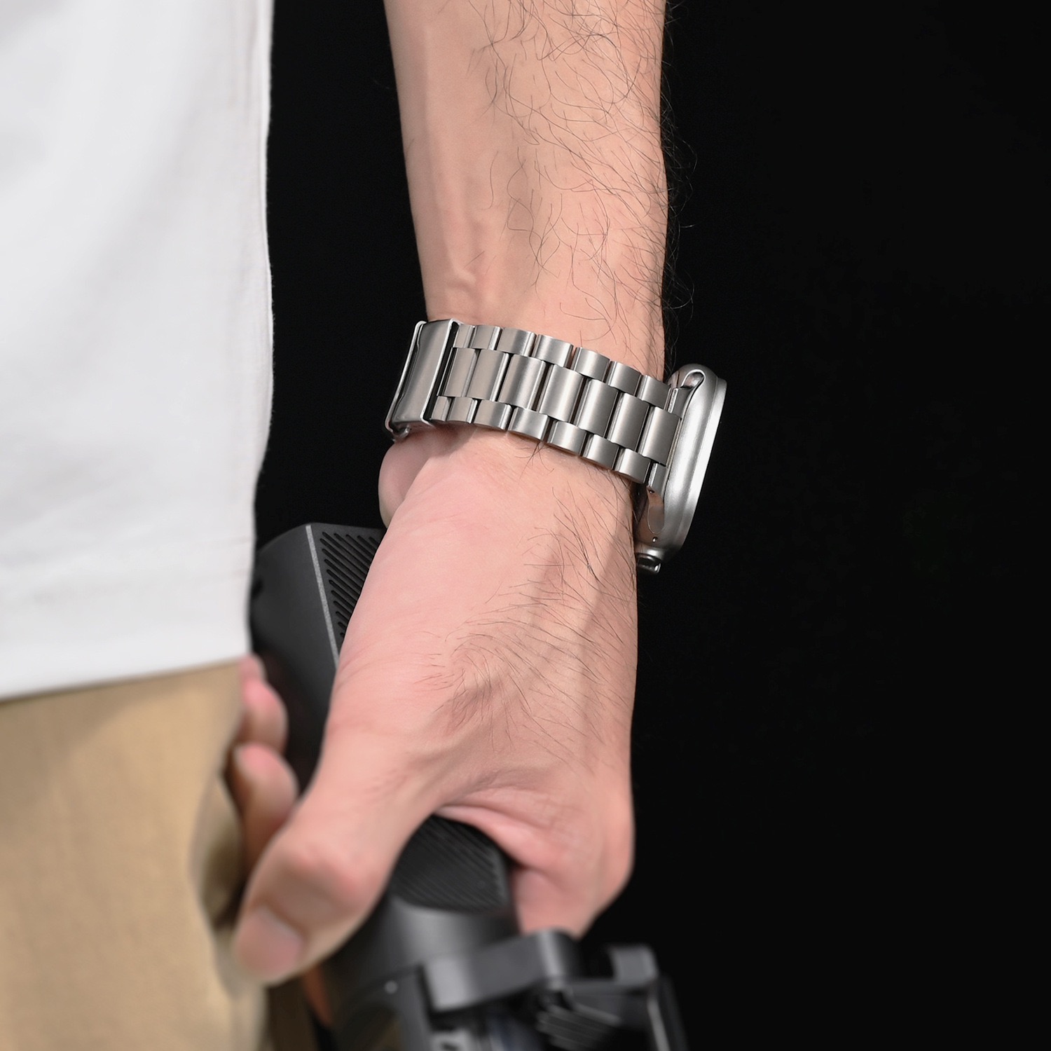 New Ultra Pure Titanium Three-link Titanium Alloy MGD Compatible with Apple Watch bands 42/46/38/40/41/44/45/49mm for iWatch Series 11 10 9 8 7 6 5 4 SE/Ultra 3-MGD CASE