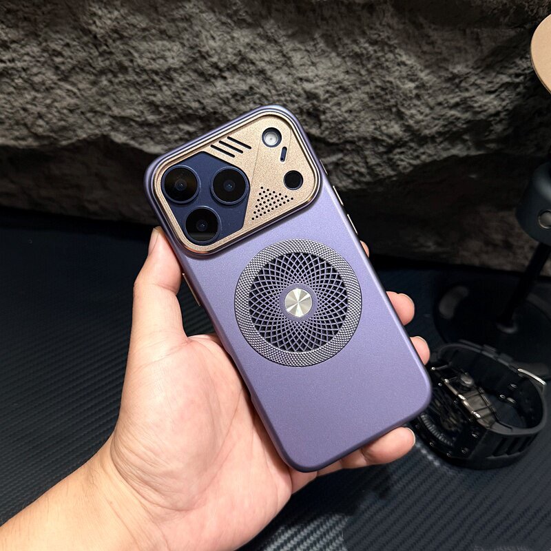 Mecha-style cooling magnetic frosted phone case