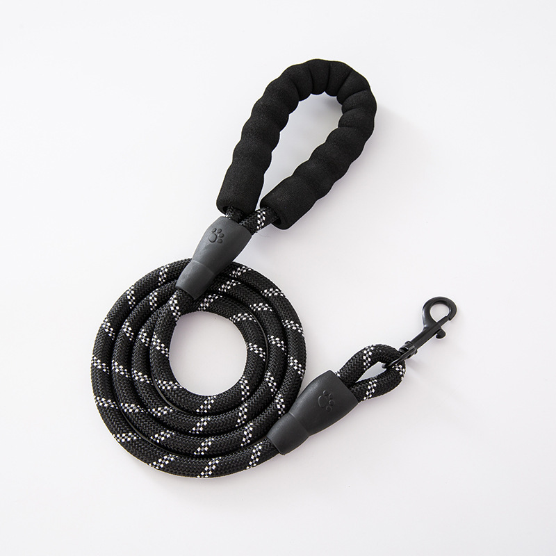 Pet traction rope Outdoor dog automatic telescopic traction device Dog walking rope Suitable for pets less than 30KG