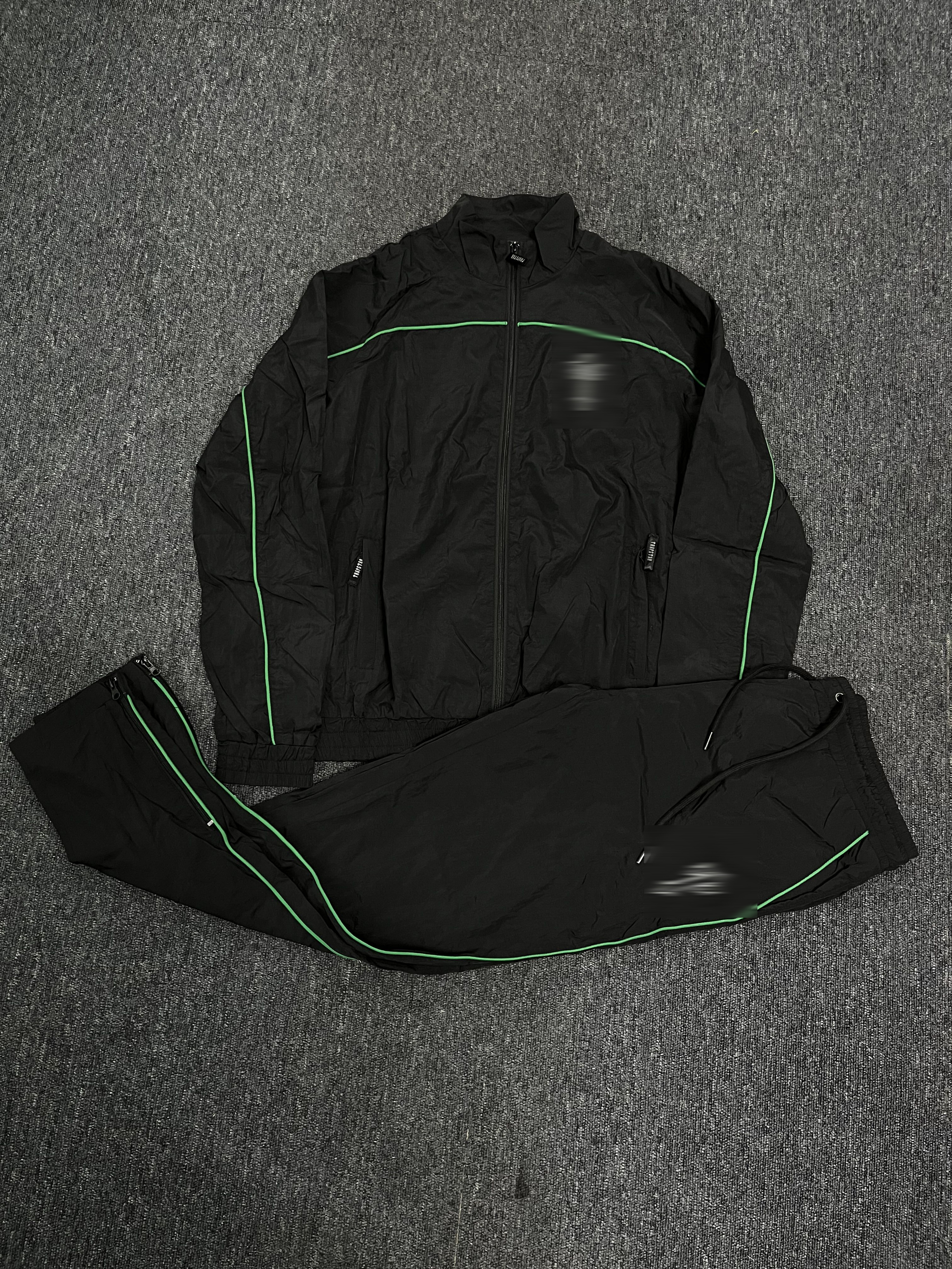 Arch Panel Shellsuit Black/Green