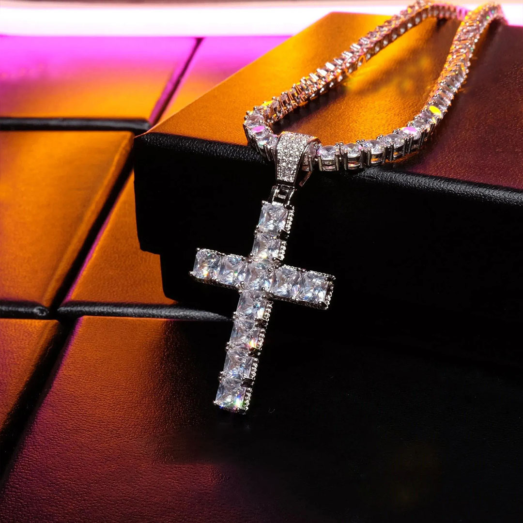 18k Gold-Plated CZ BlingBling Cross Hip Hop Pendant (With Chain)