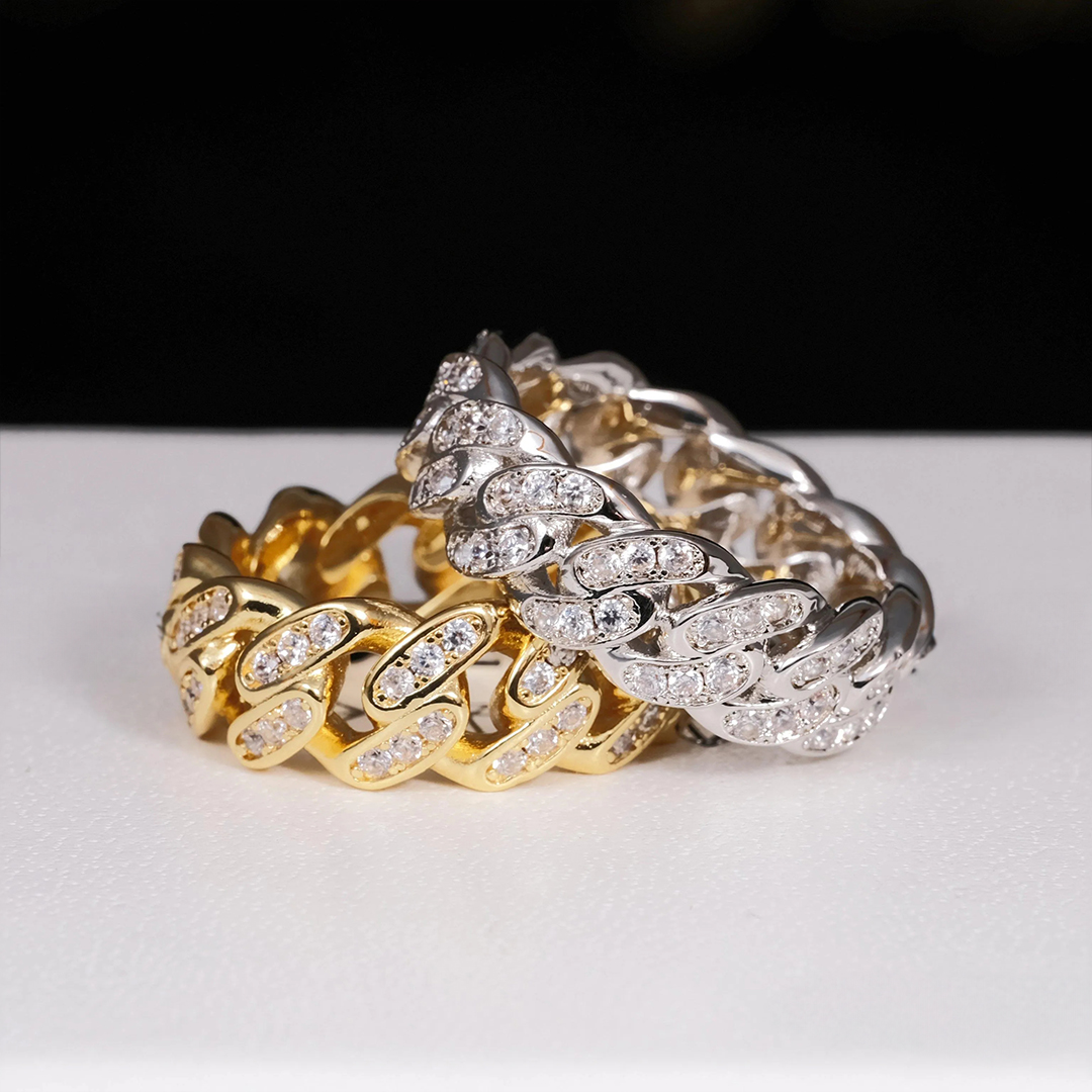 8mm CZ Ring In 18k Gold-Plated