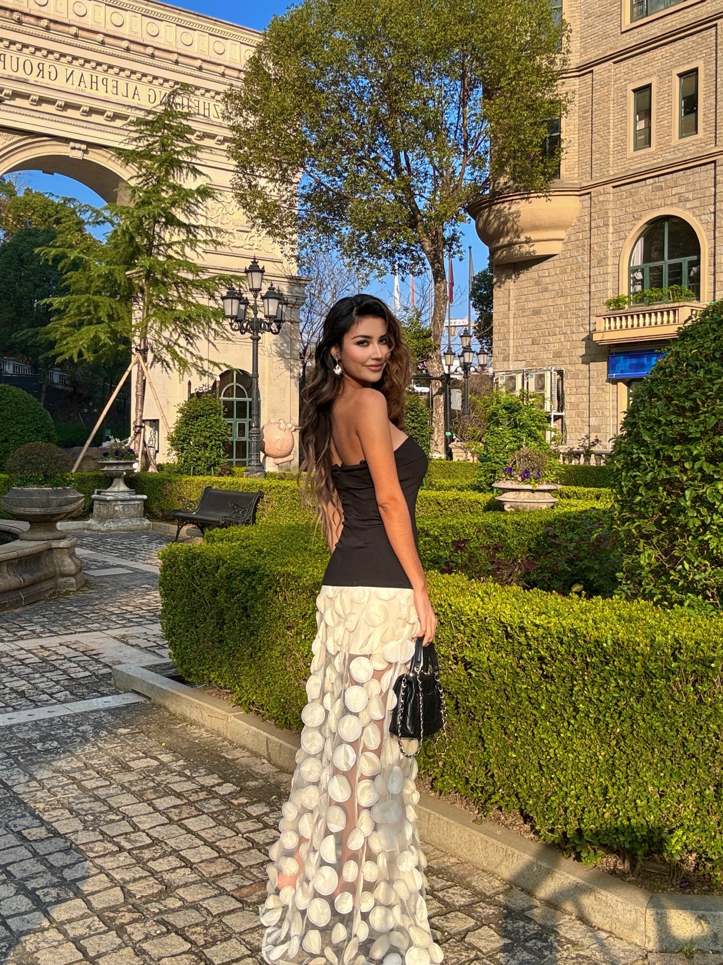 Falzer Sleeveless Netting Wafer Maxi Dress