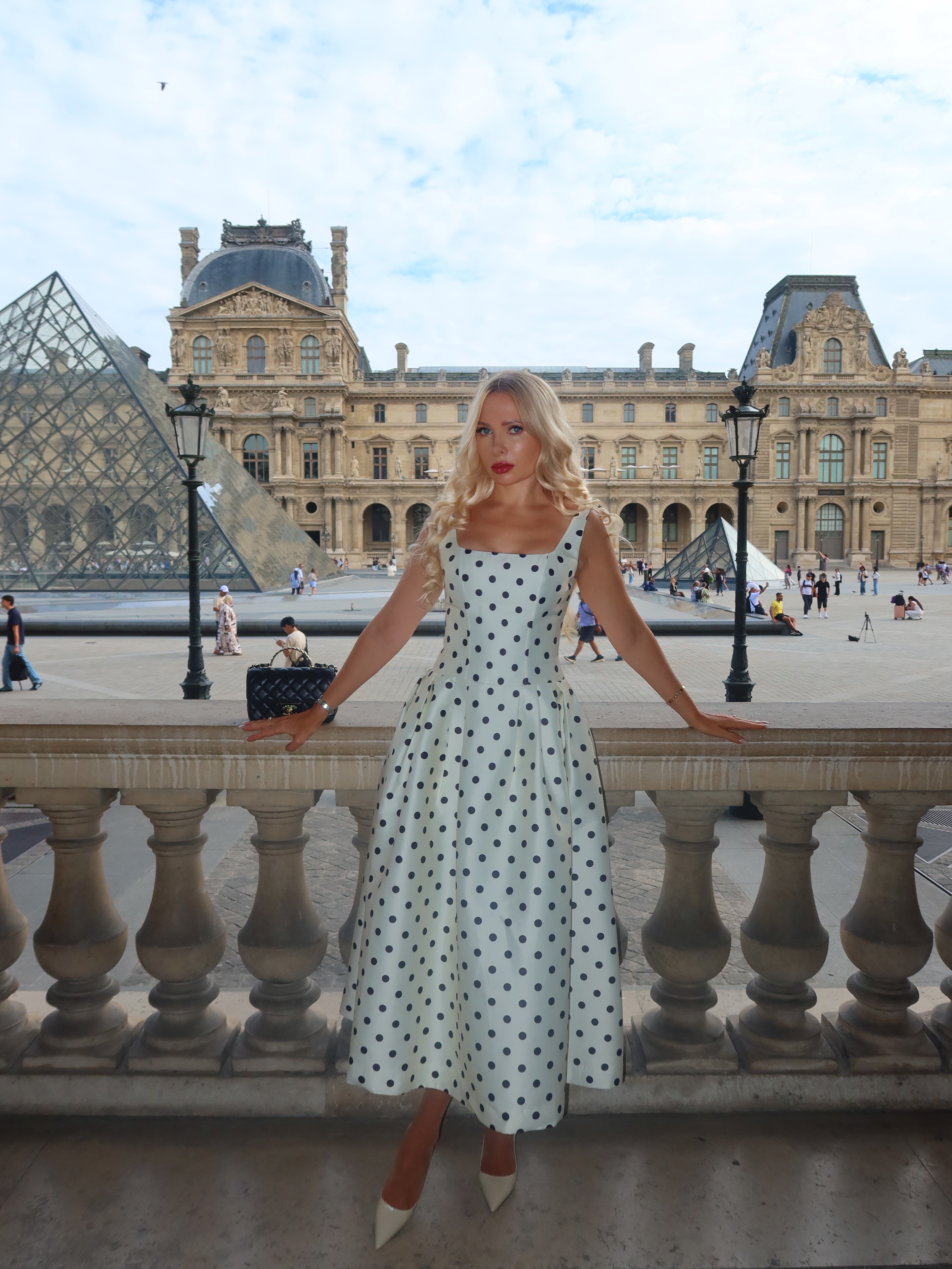 Zada Sleeveless Wave Point Maxi Dress