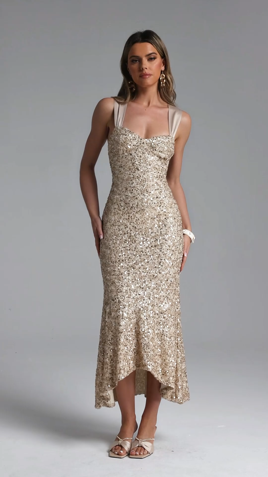 Fakula Chic Contour Sleeveless Open Back Sequin Maxi Dress