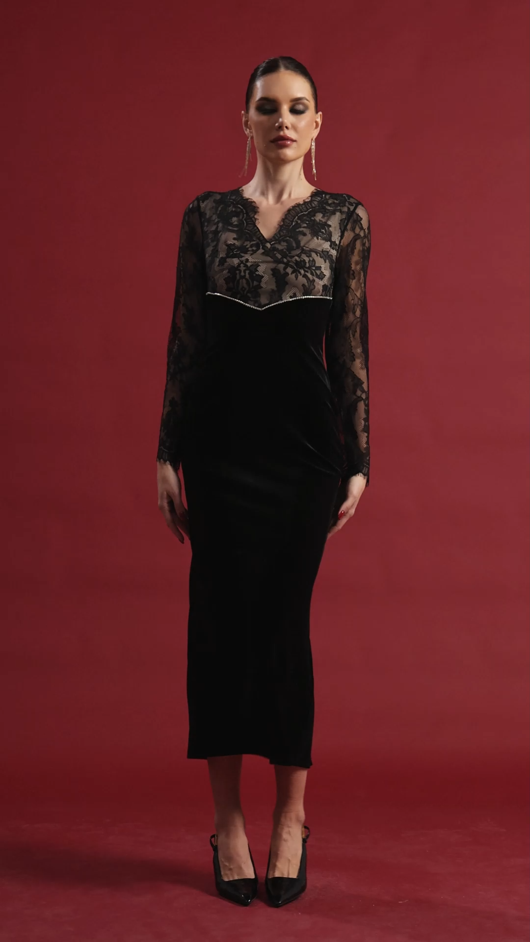 Lotta Sexy Contour V Neck Long Sleeve Lace Velvet Maxi Dress