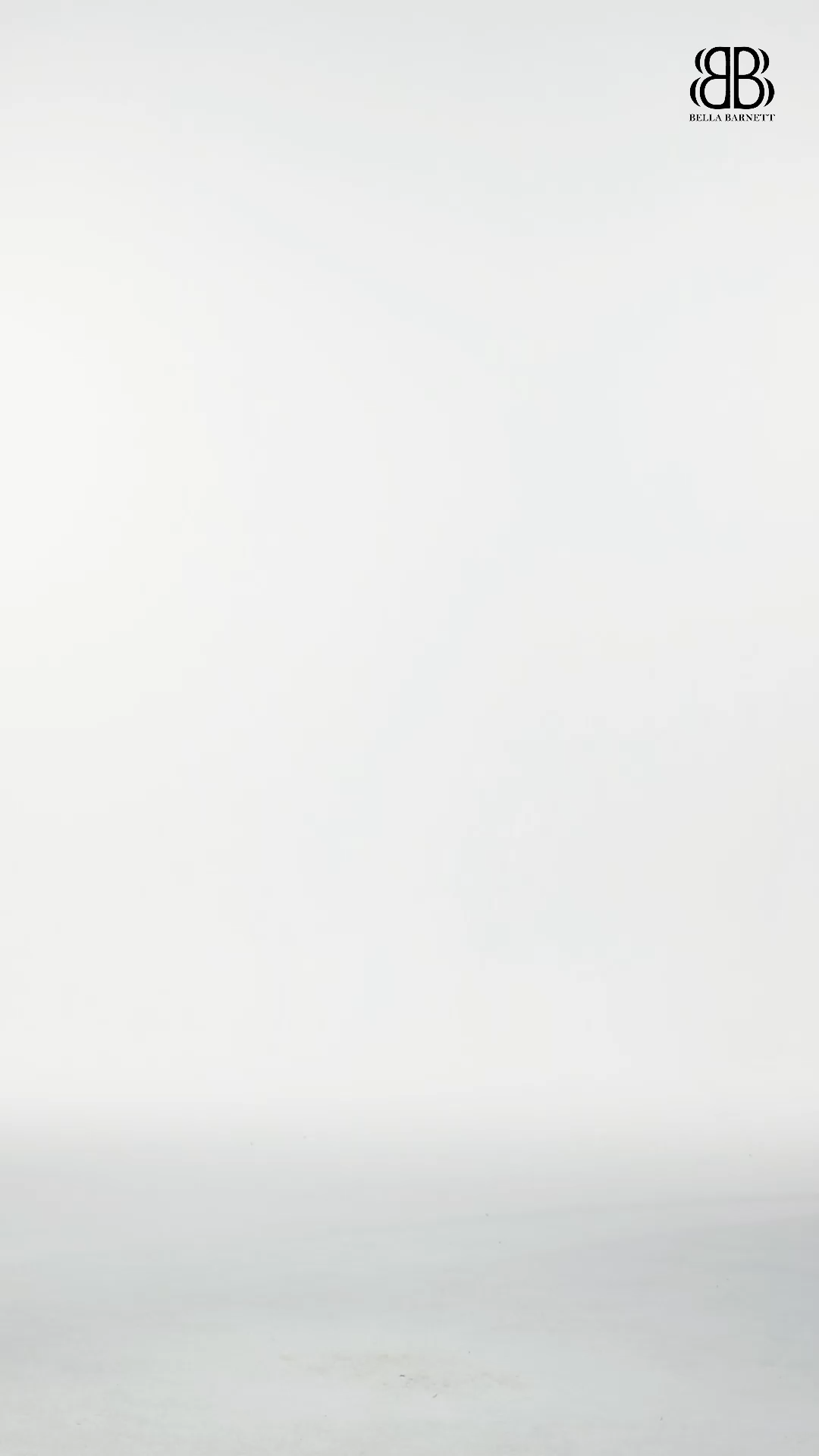 Vali Classic Tailored Long Sleeve Tweed Jacket and Skirt Set