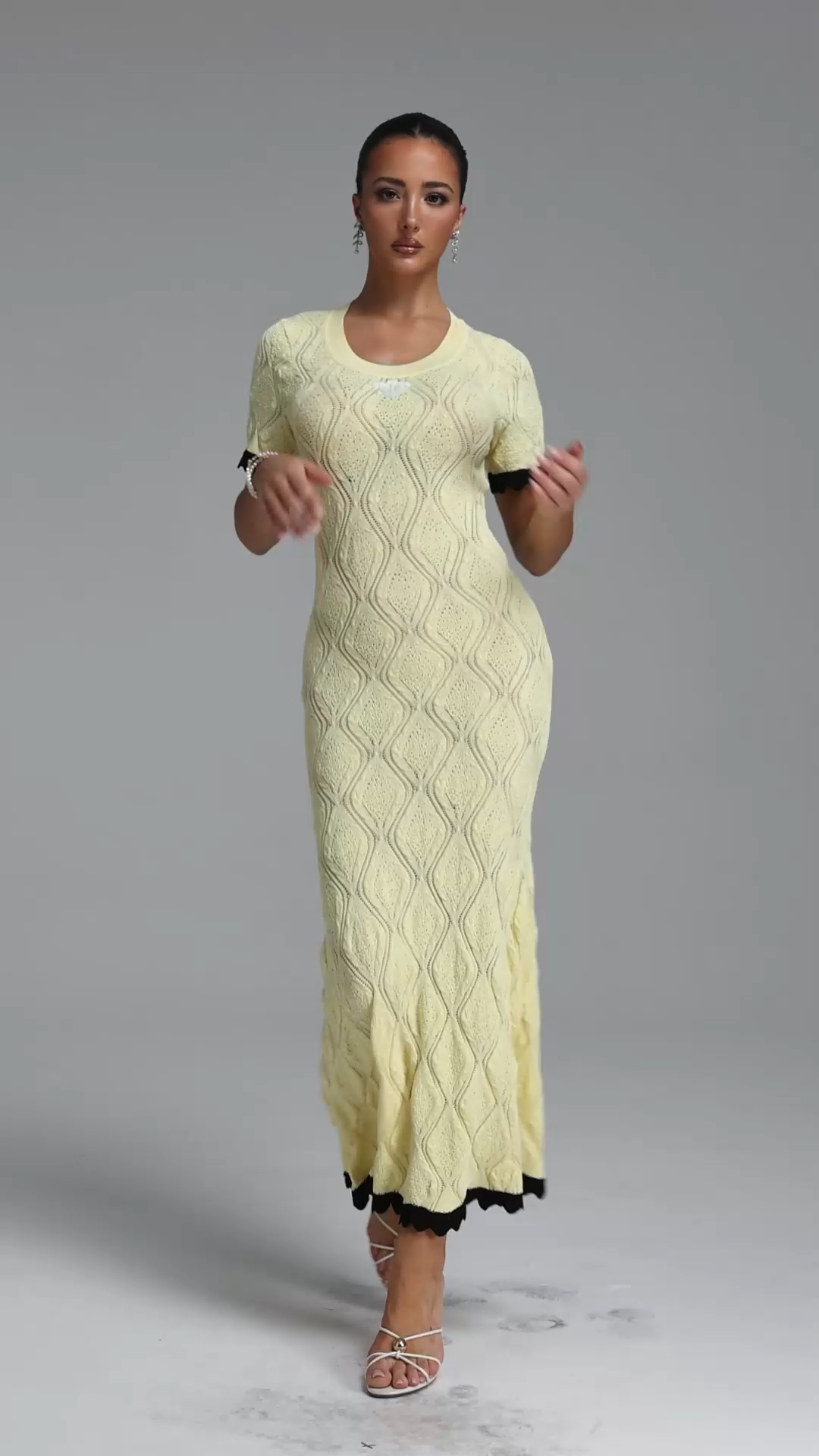 Spiral Elegant Cinched Short Sleeve Knit Maxi Dress