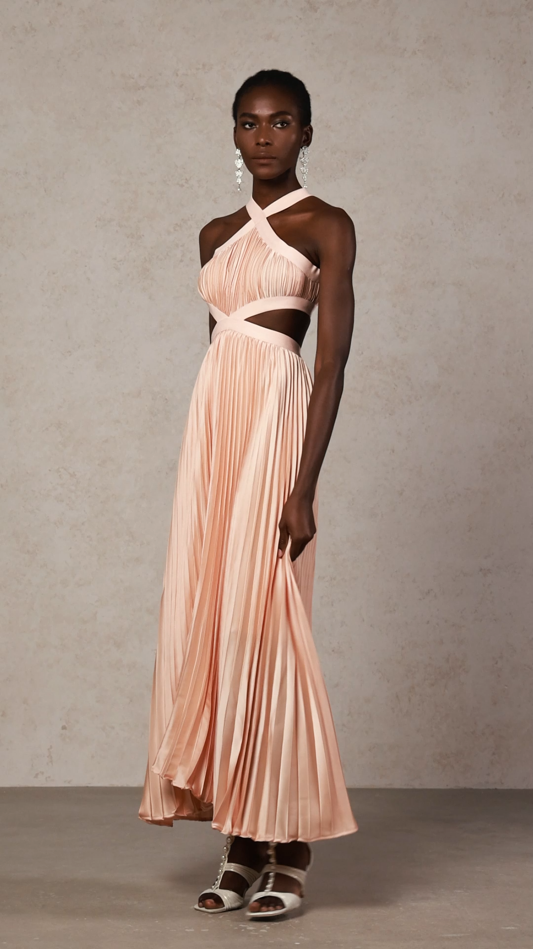 Valor Sleeveless Hollow Out Folds Maxi Dress