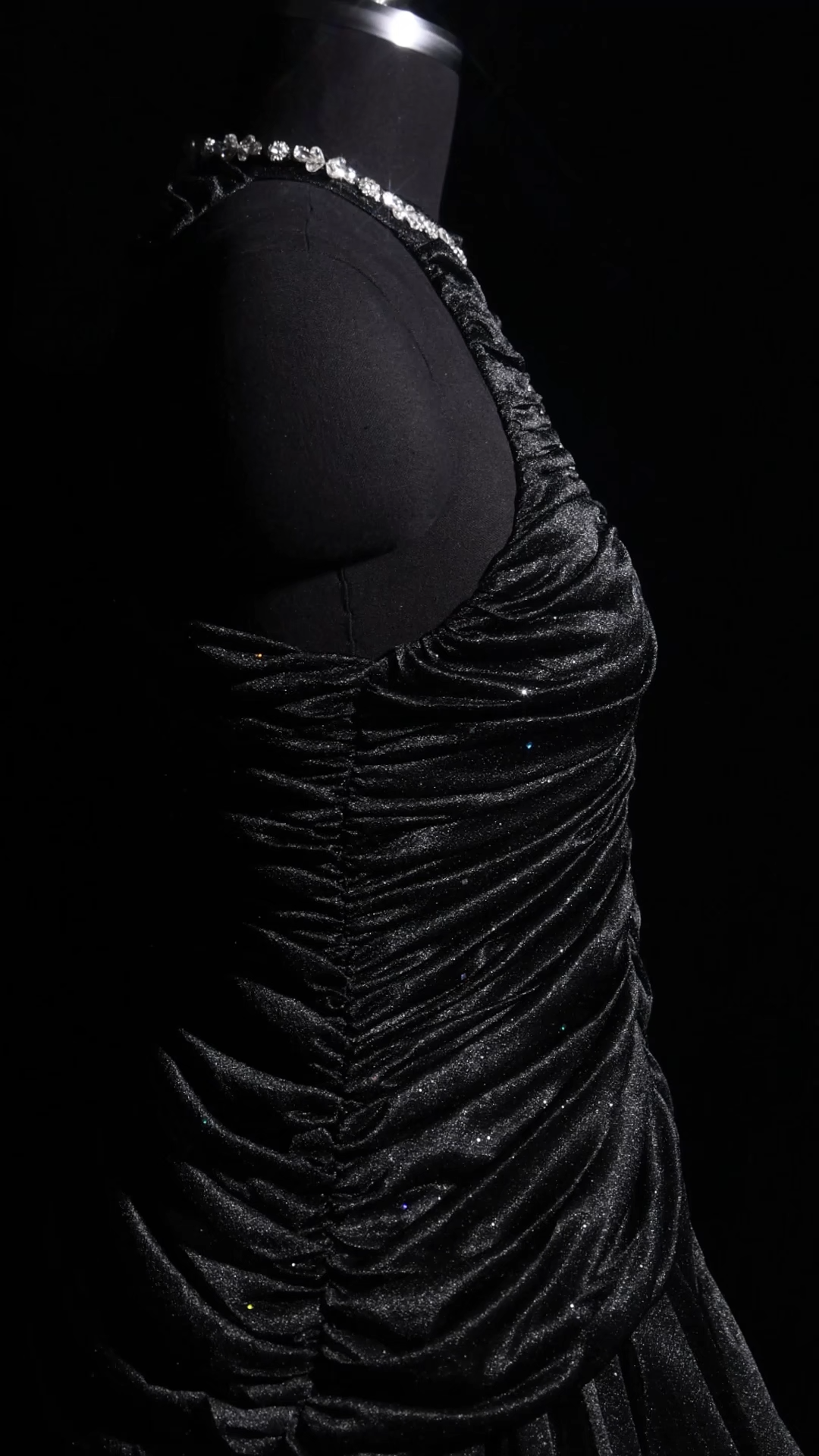 Jinx Sleeveless Diamond Mini Dress