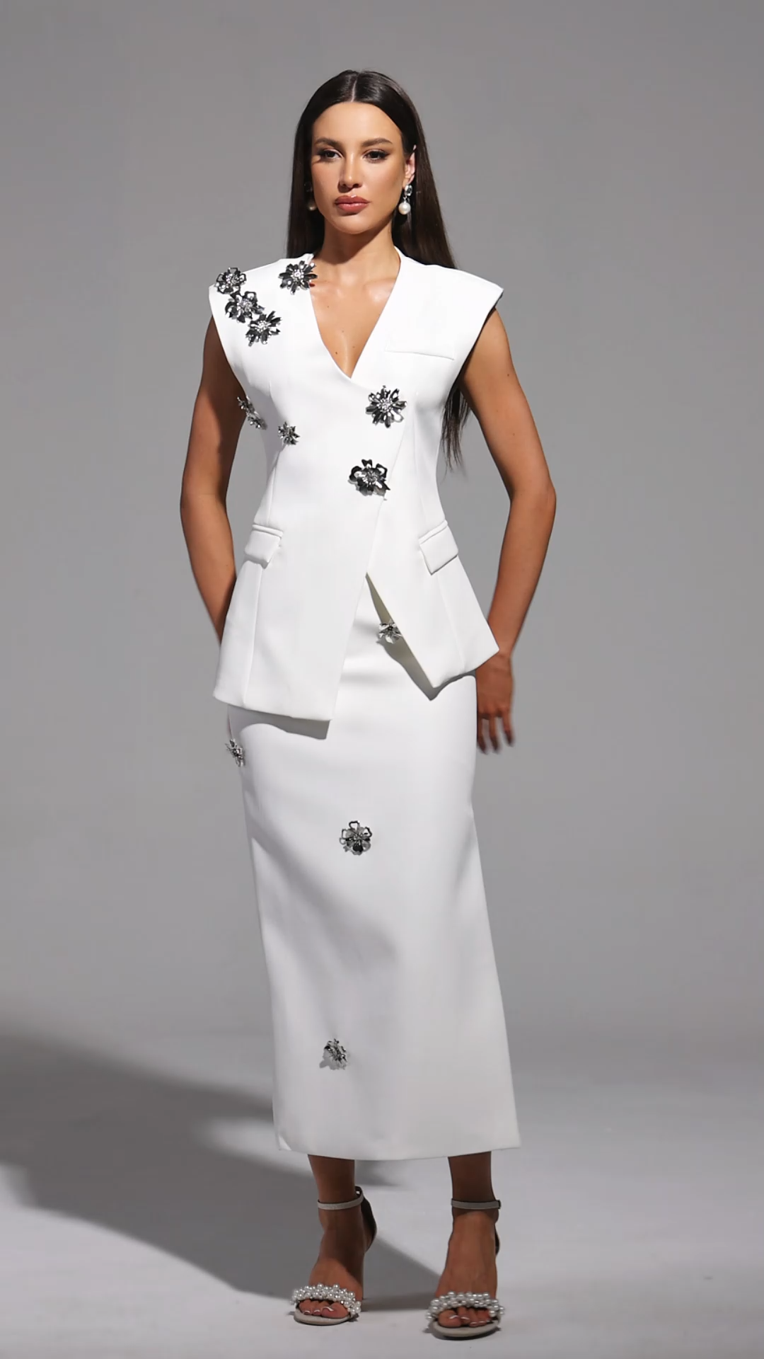 Yulia Sleeveless V-Neck Flower Maxi Two Piece Set