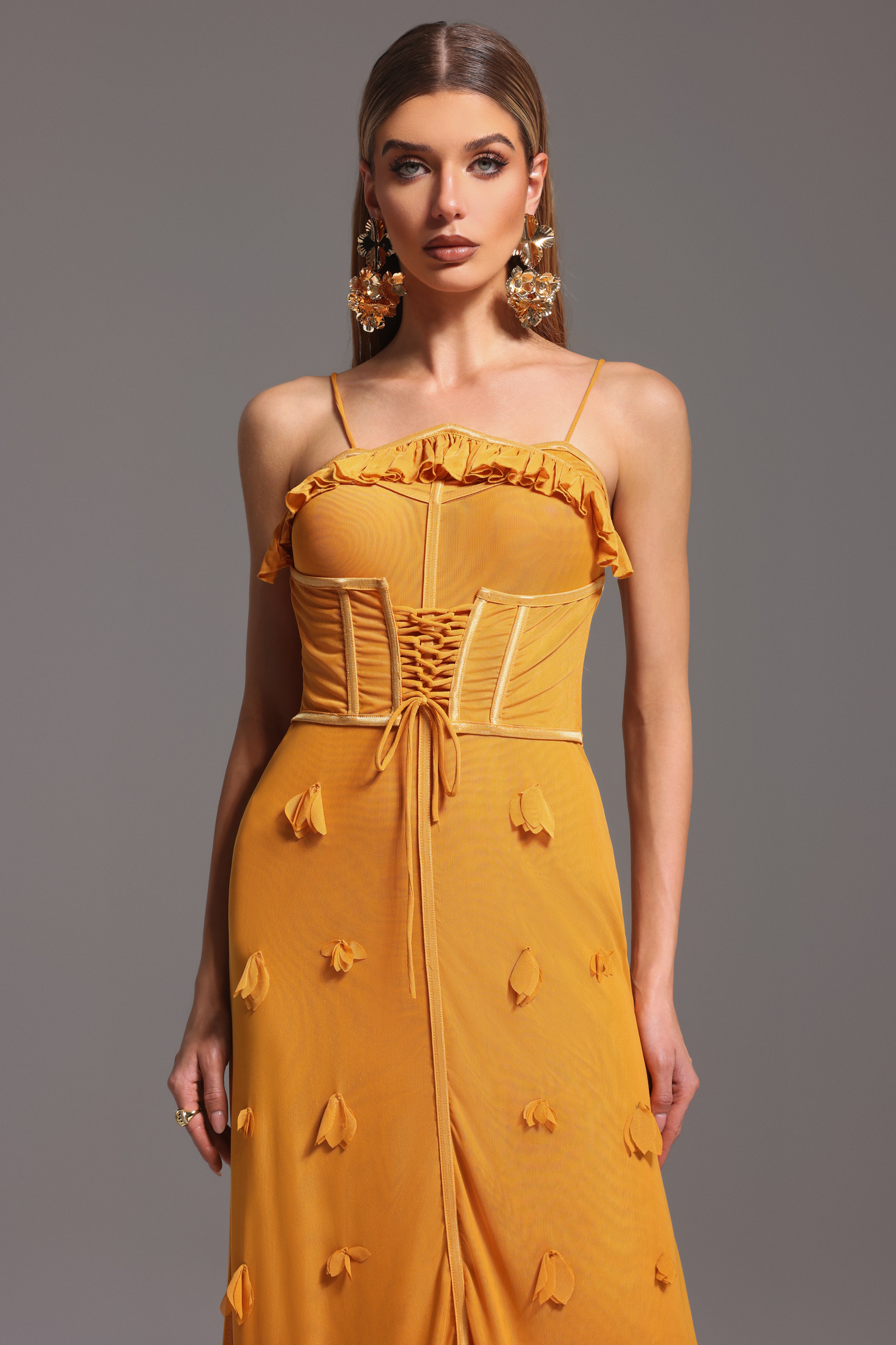 Zuly Sleeveless Lacing Flowers Maxi Dress