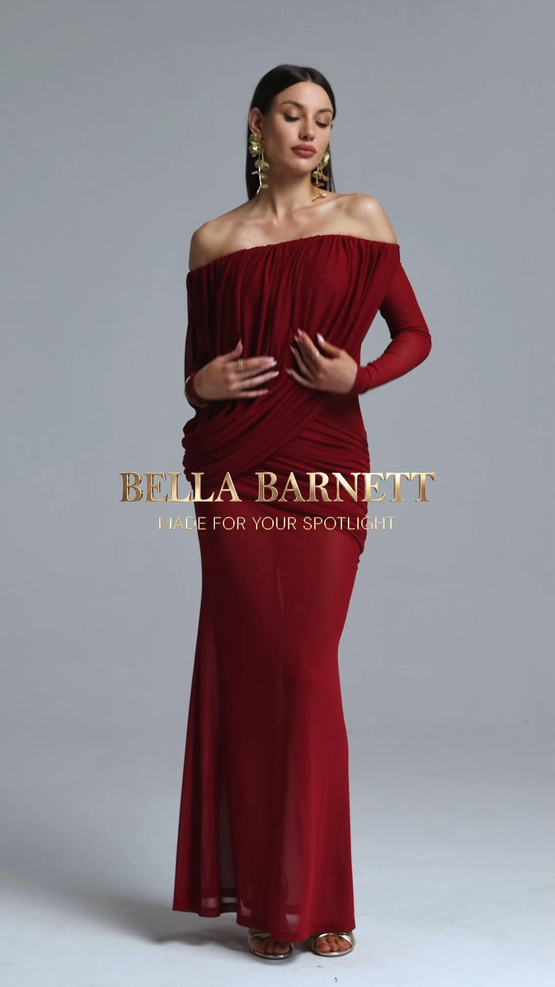 Uano Elegant Luxurious Off Shoulder Long Sleeve Ruched Knit Maxi Dress