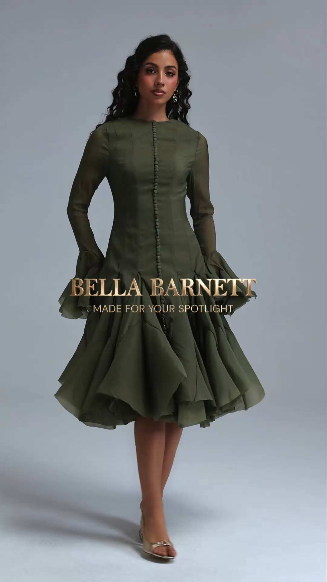Winnie Long Sleeves Folds Green Midi Dress