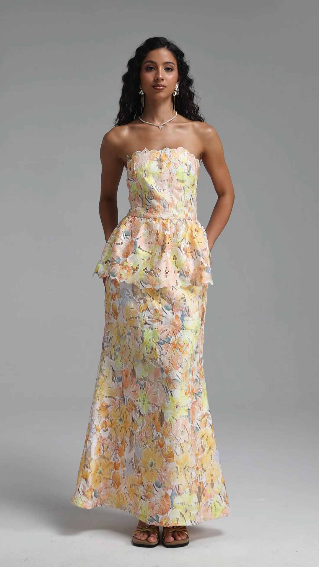 Deirdre Romantic Tailored Strapless Sleeveless Floral Print Lace Maxi Dress