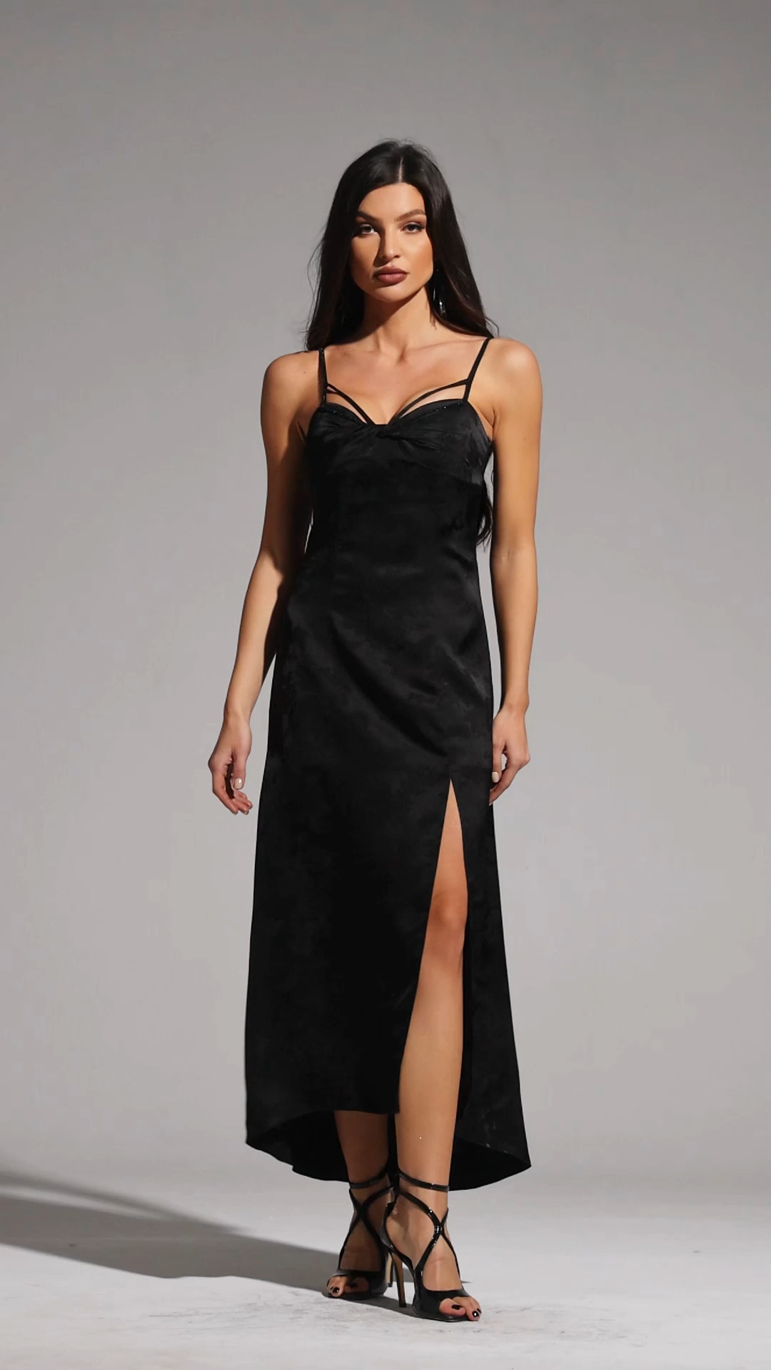 Slaia Sleeveless Midi Dress