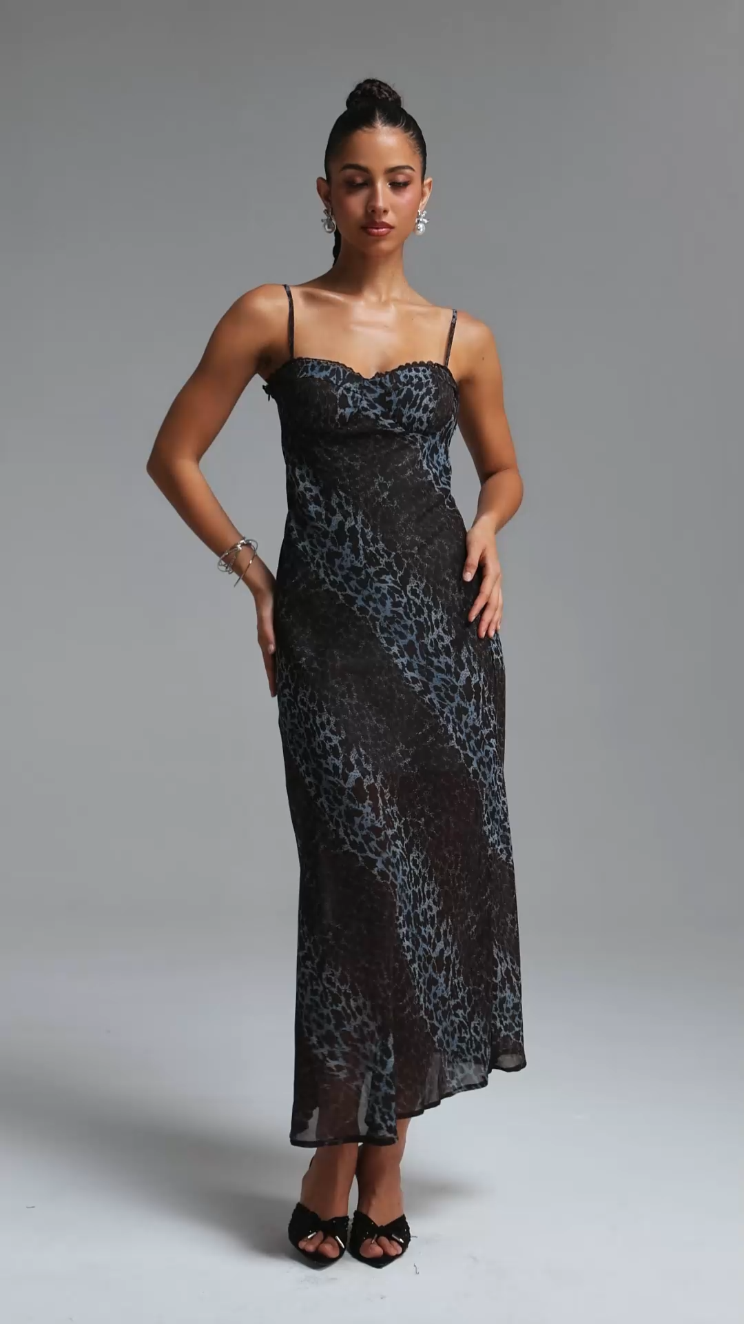 Gabriella Romantic Contour Spaghetti Strap Print Woven Maxi Dress
