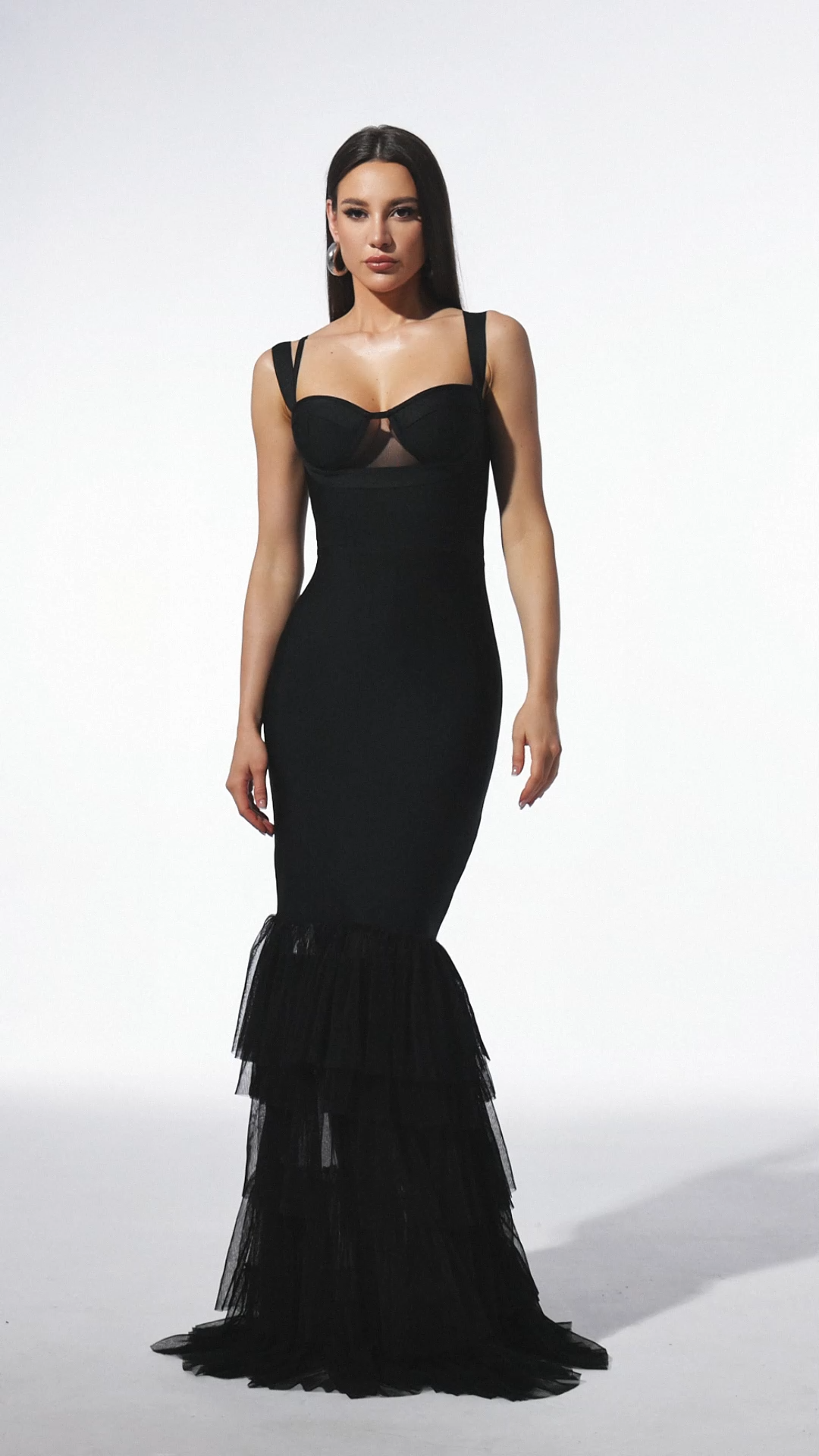 Mio Sleeveless Fish Tail Mesh Yarn Bandage Maxi Dress