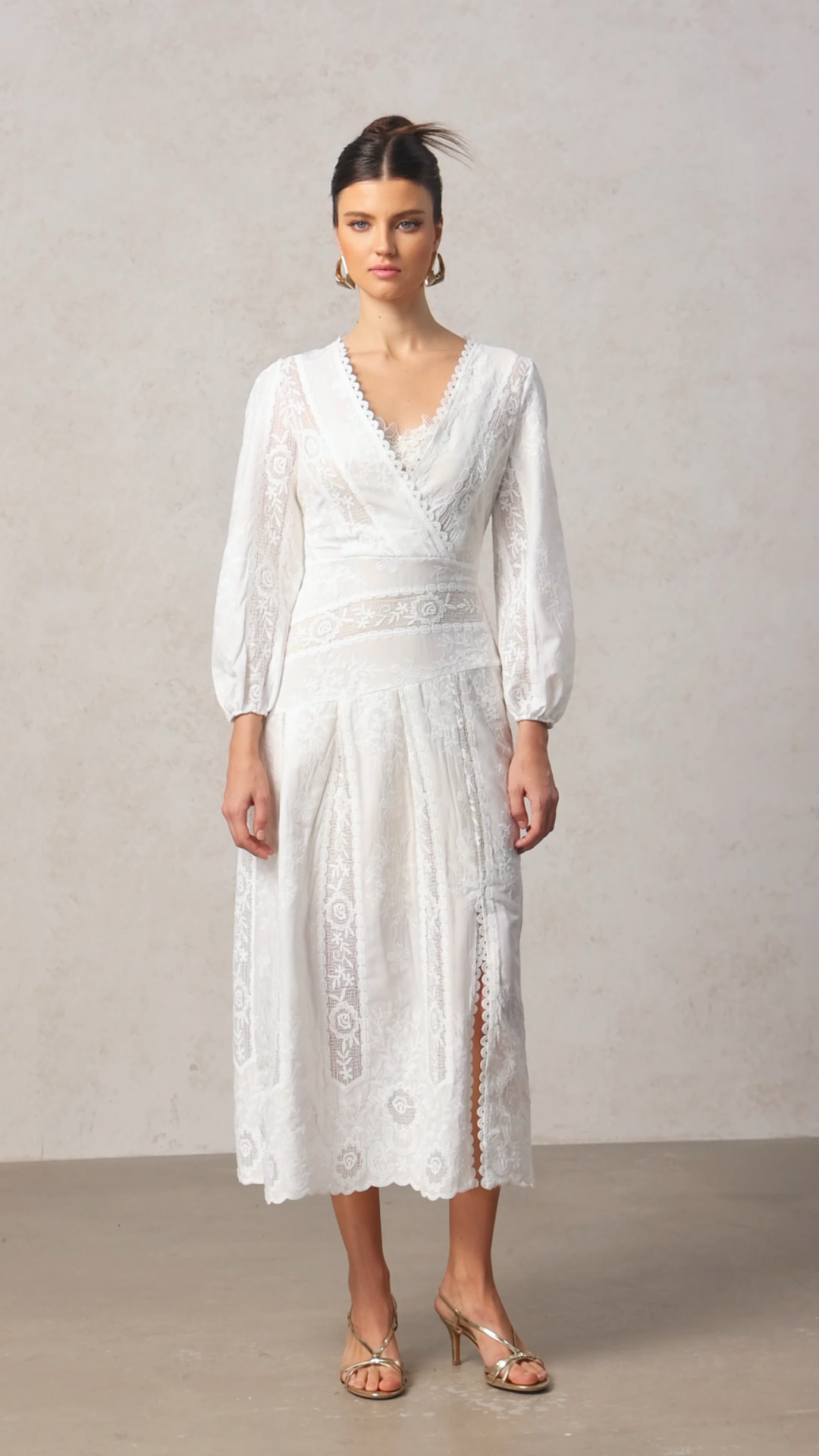 Payson V-Neck Long Sleeves Lace Maxi Dress