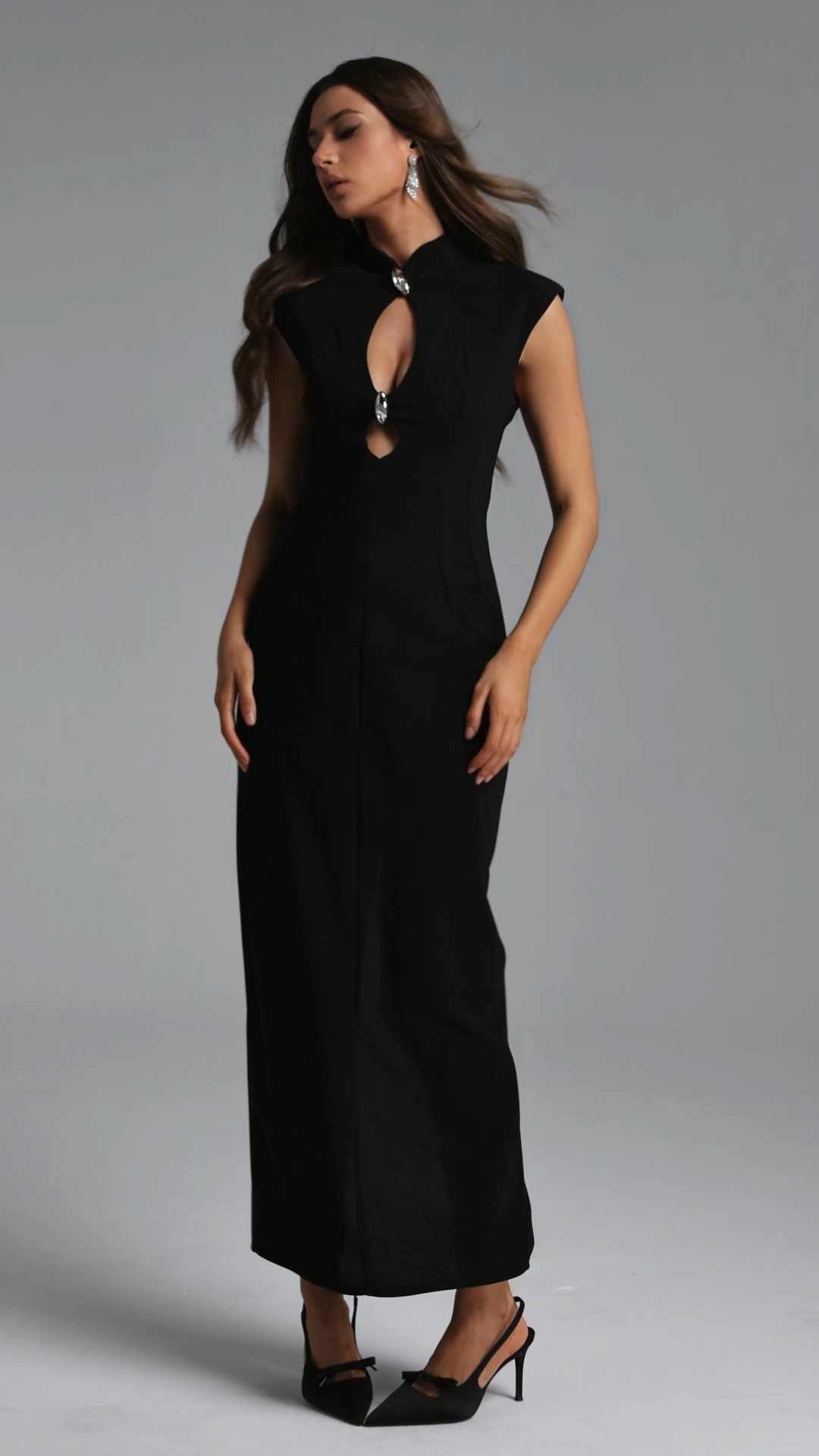 Josefina Chic Contour Sleeveless Cut Out Metal Button Maxi Dress