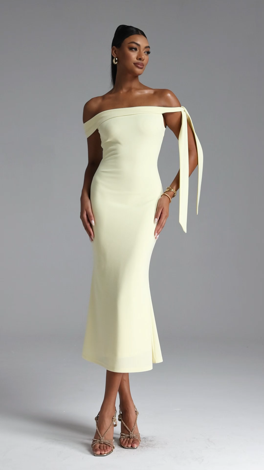 Euran Elegant Contour Off Shoulder Tie Side Slit Maxi Dress