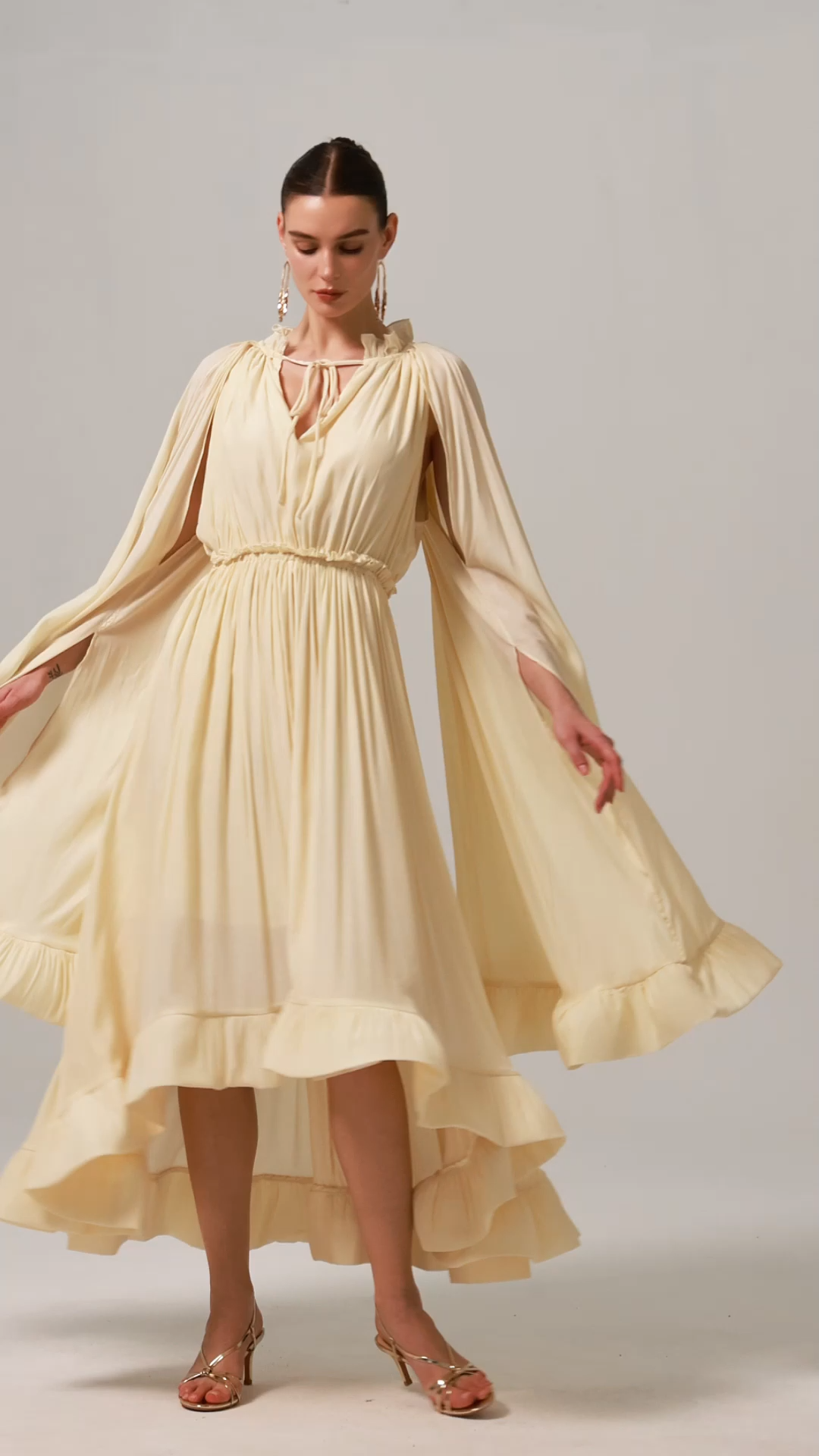 Fagaro Long Sleeve V-Neck Floral Midi Dress