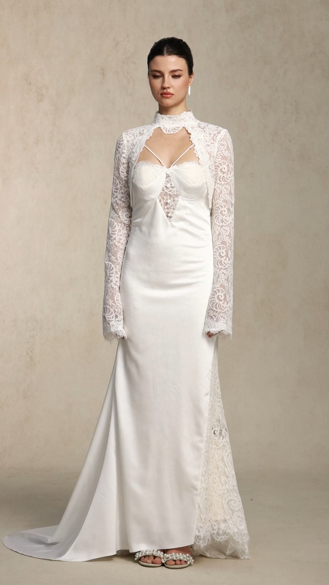 Jouy Vintage Curve-enhancing White Lace Satin Maxi Dress