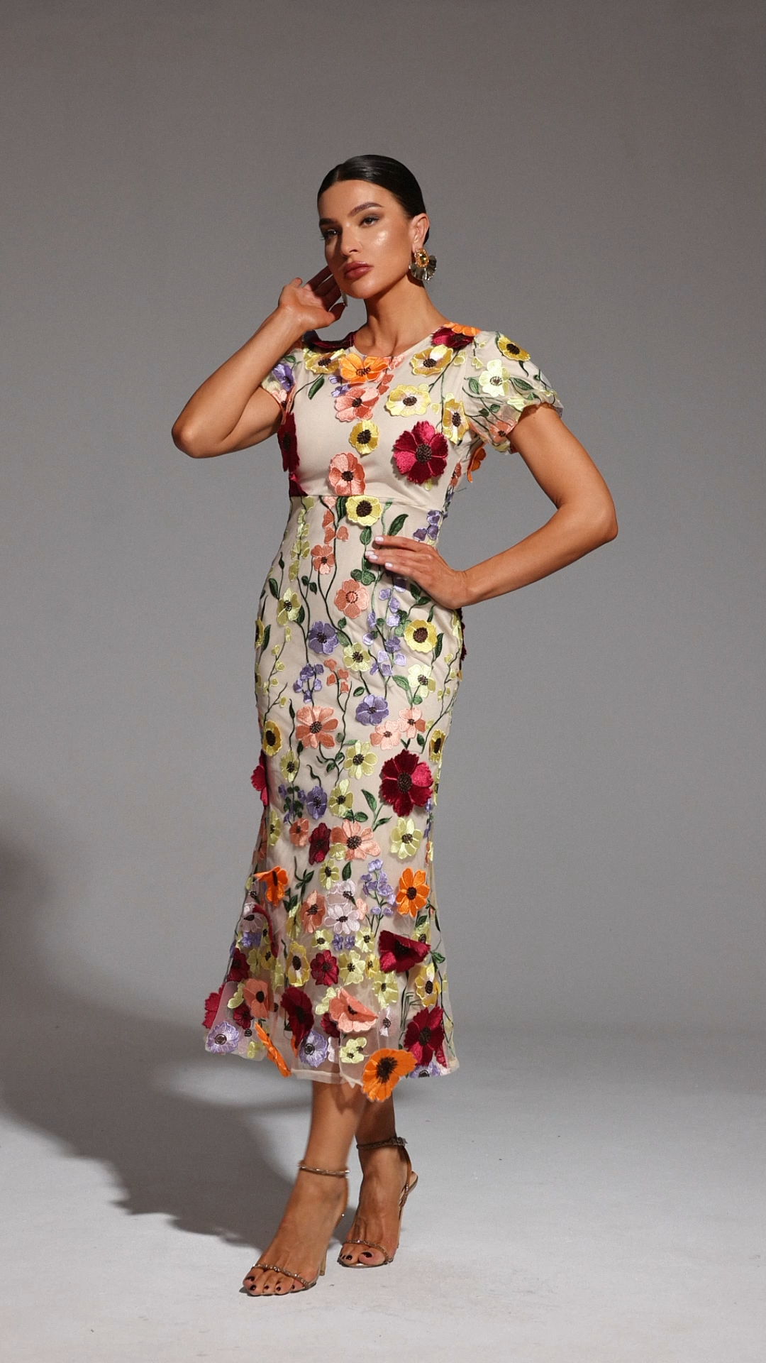 Naya Short Sleeve Round Neck Flowers Fishtail Maxi Dress