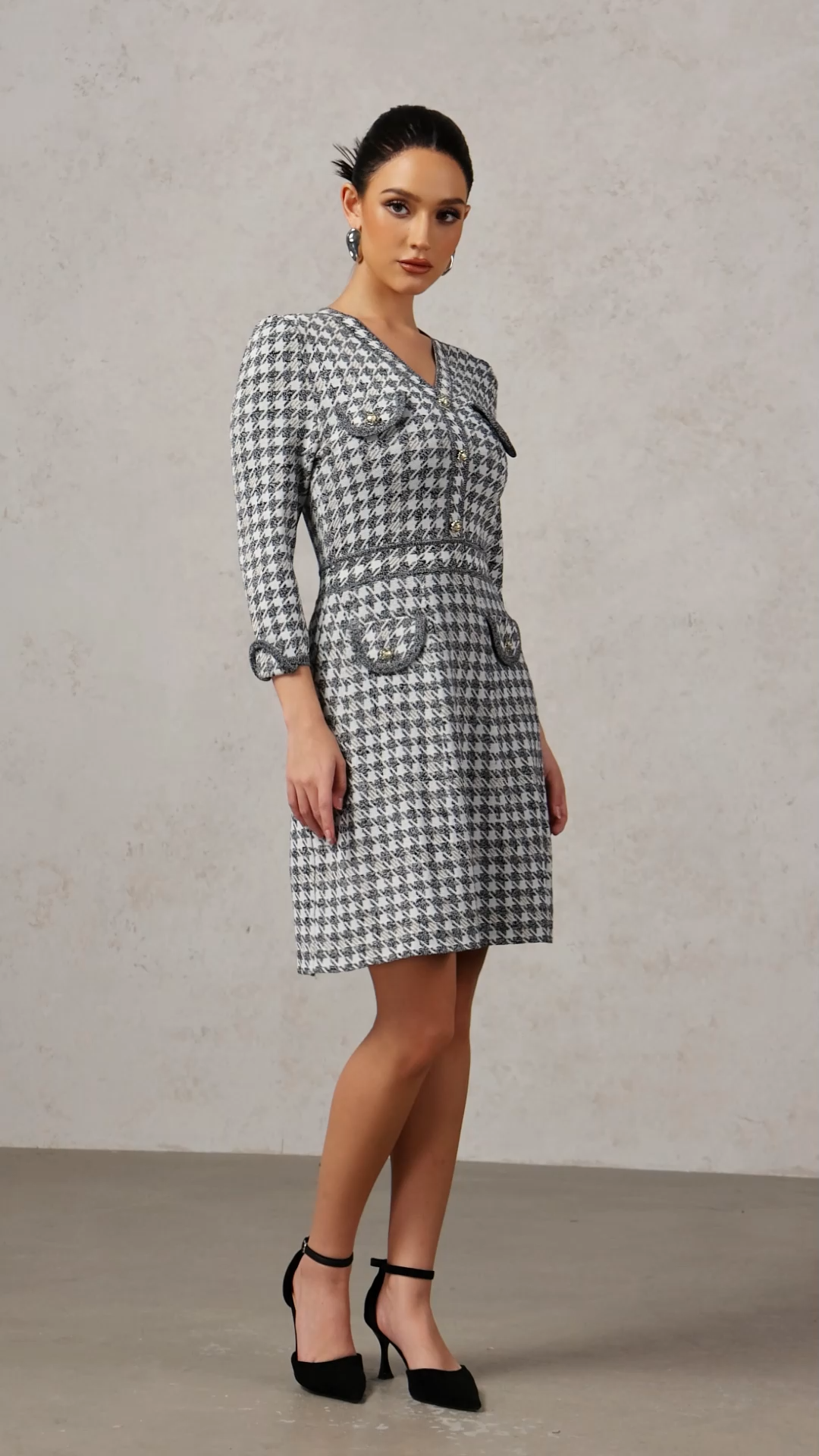 Salerio Houndstooth Long Sleeves Mini Dress