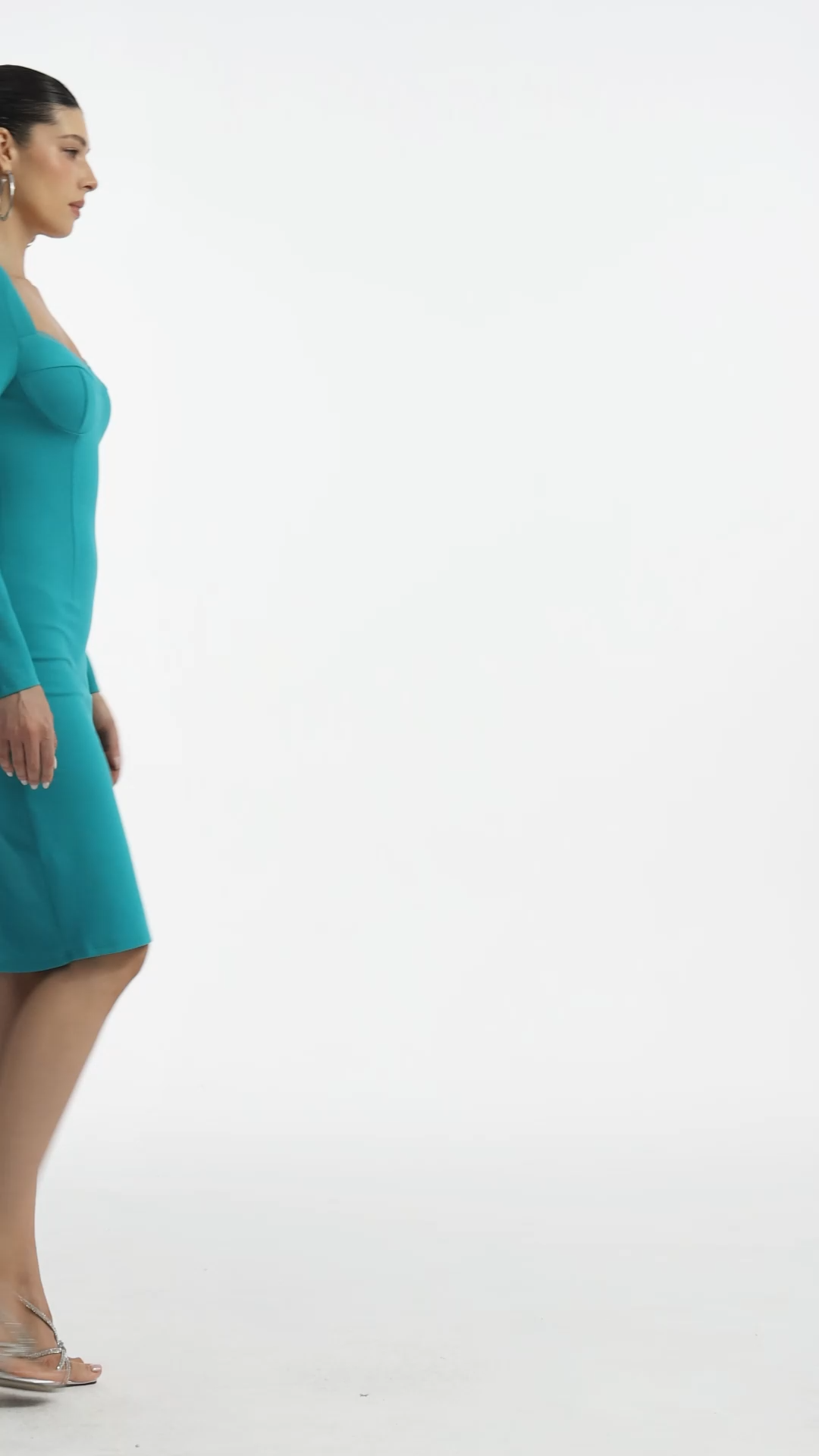 Vernes Classic Contour Long Sleeve Bandage Midi Dress