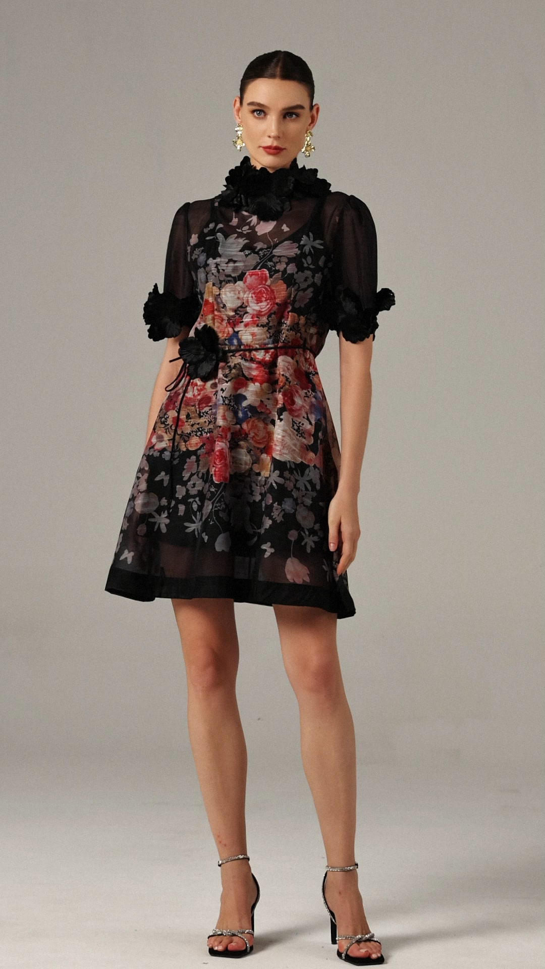 Sakude Short Sleeves Flowers Printed Mini Dress