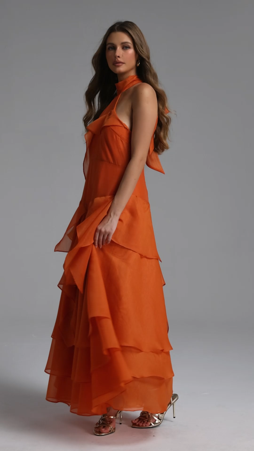Momo Resort Flowy Sleeveless Ruffle Organza Maxi Dress