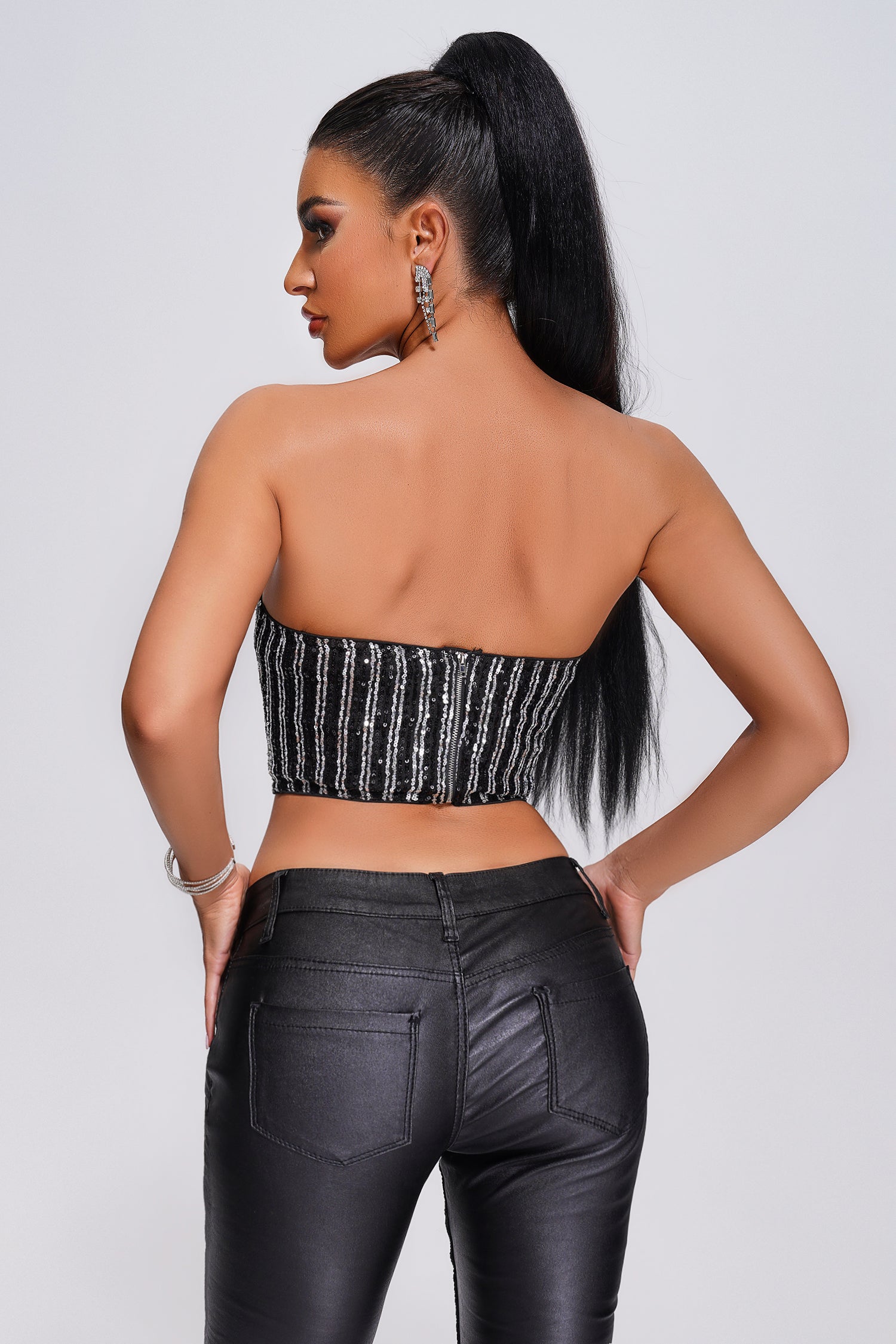 Lilya Top