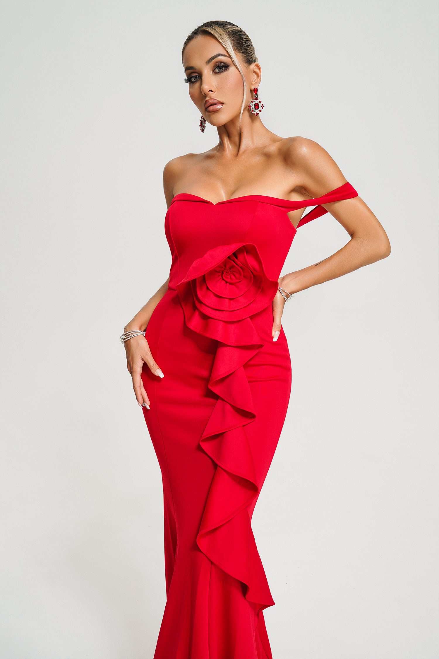 【SO】 Xulia Off Shoulder Maxi Dress – Bellabarnett