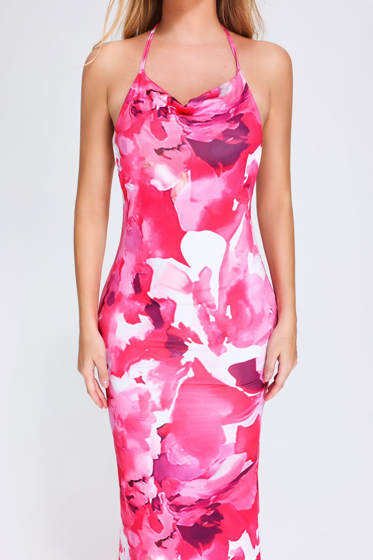 Quiyana Backless Printed Maxi Dress