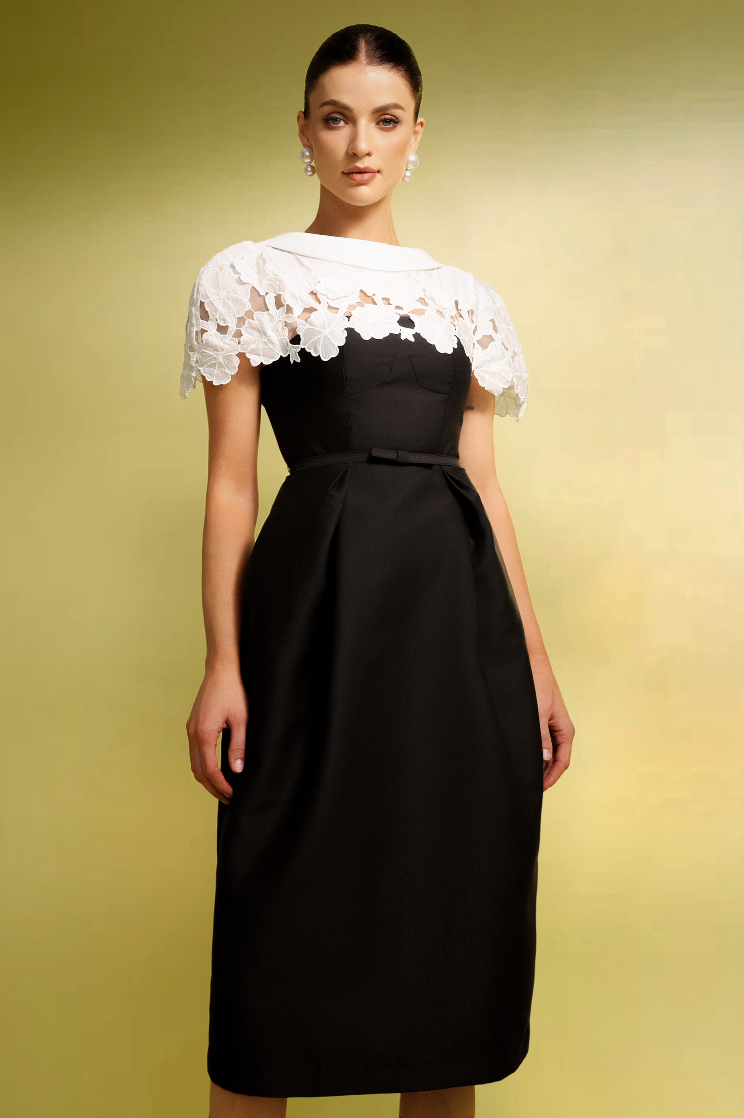 Gisele Short Sleeve Flowers Hollowed Out Midi Dress