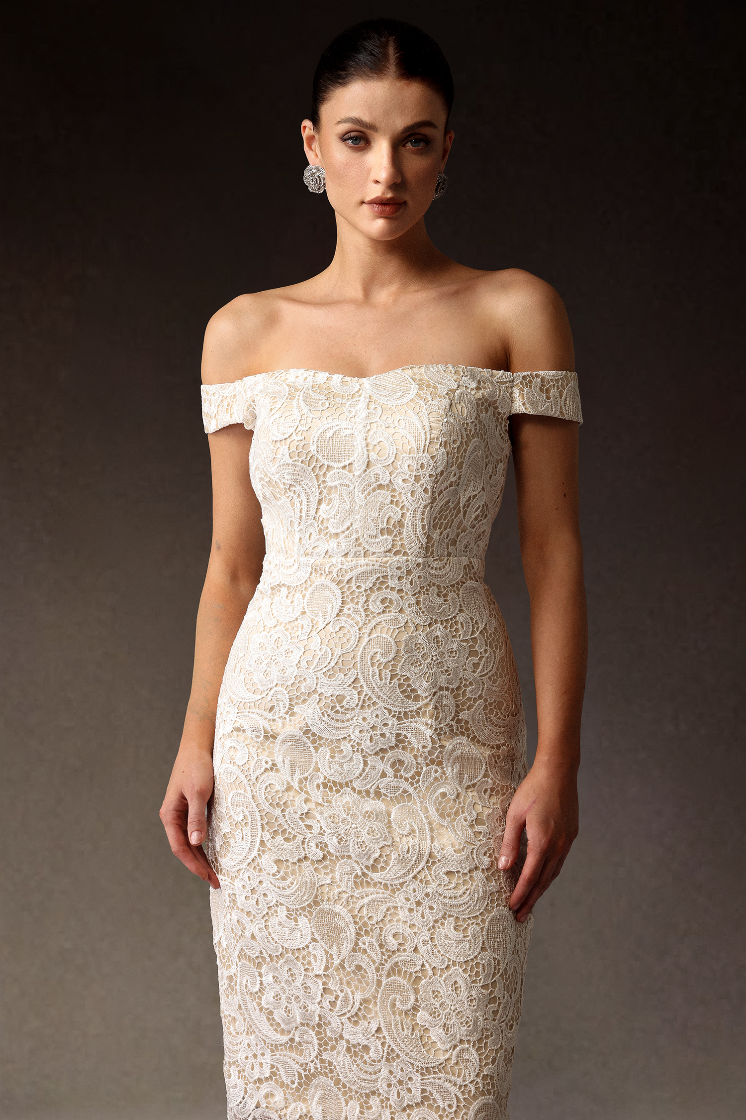 Zaniah Off-The-Shoulder Lace Midi Dress