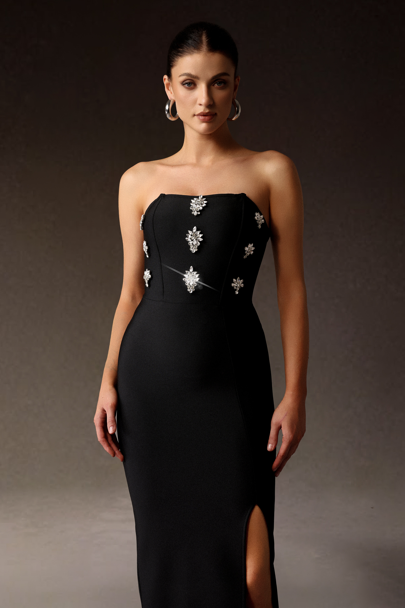 Emmi Sleeveless Diamond Slit Maxi Dress